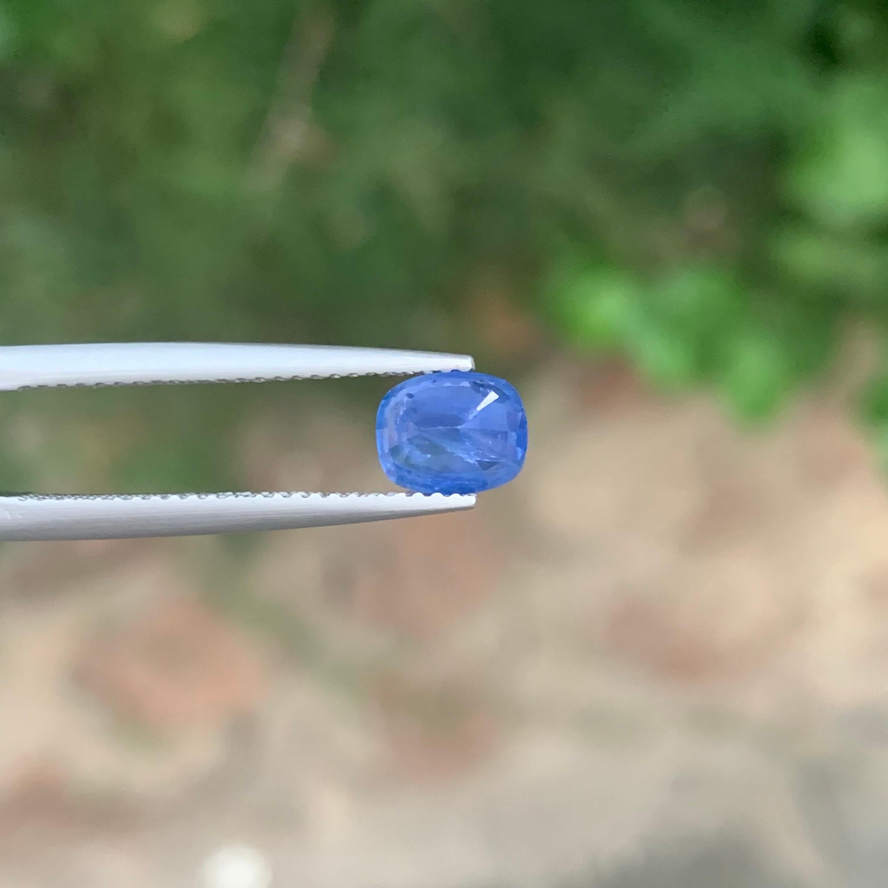 1.80 Karat natürlicher loser blauer Saphir Kissenform Edelstein im Angebot 4