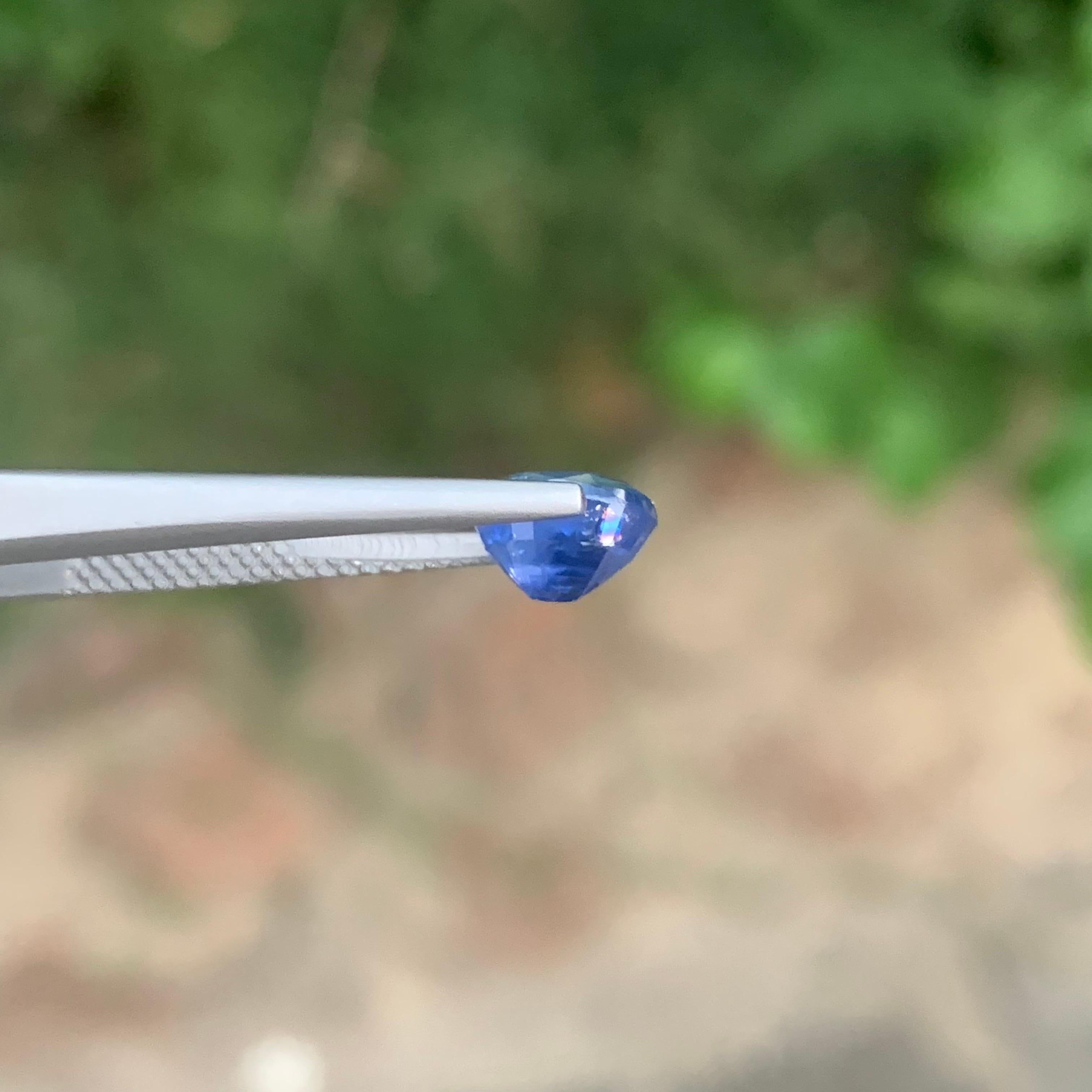 1.80 Karat natürlicher loser blauer Saphir Kissenform Edelstein im Angebot 2