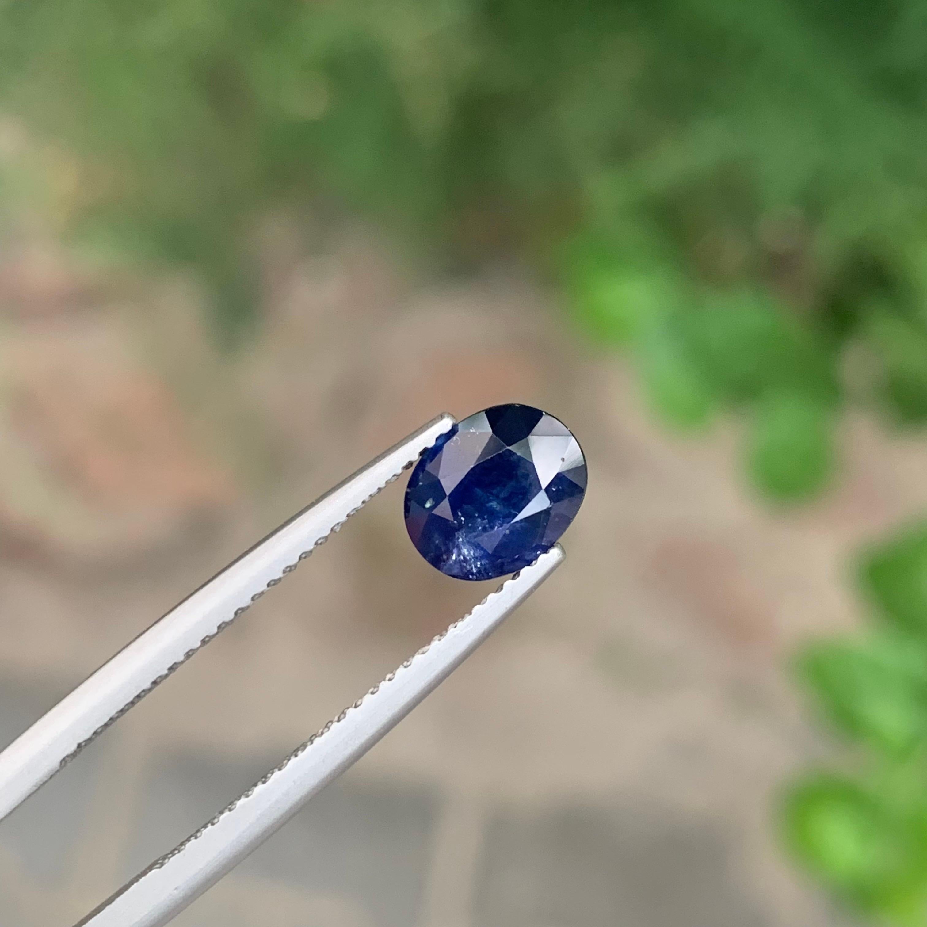 1.80 Karat natürlicher loser blauer Saphir Ovalform Edelstein im Zustand „Neu“ im Angebot in Peshawar, PK