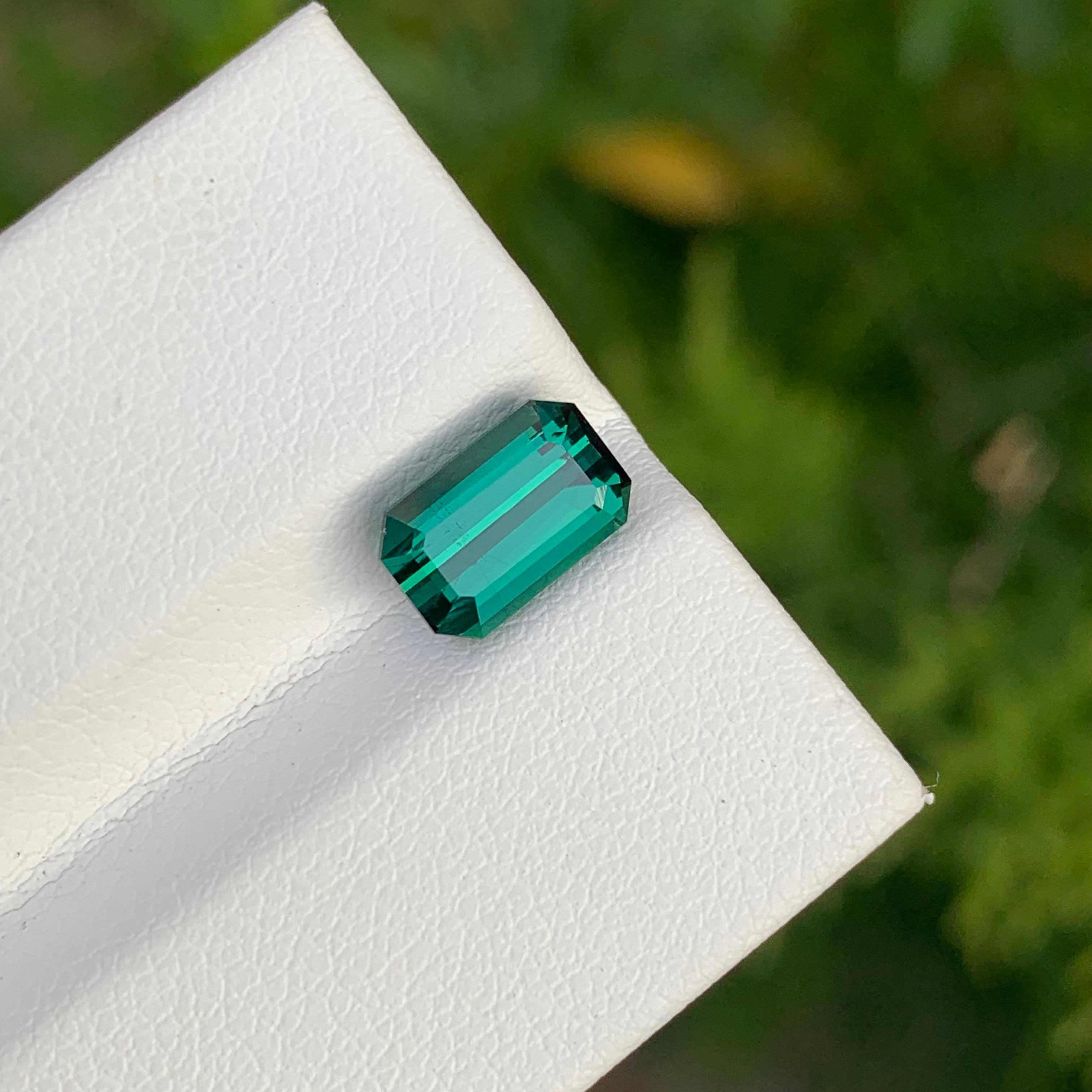 1,80 Karat natürlicher loser grüner Lagoon-Turmalin in Smaragdform für Ring (Smaragdschliff) im Angebot