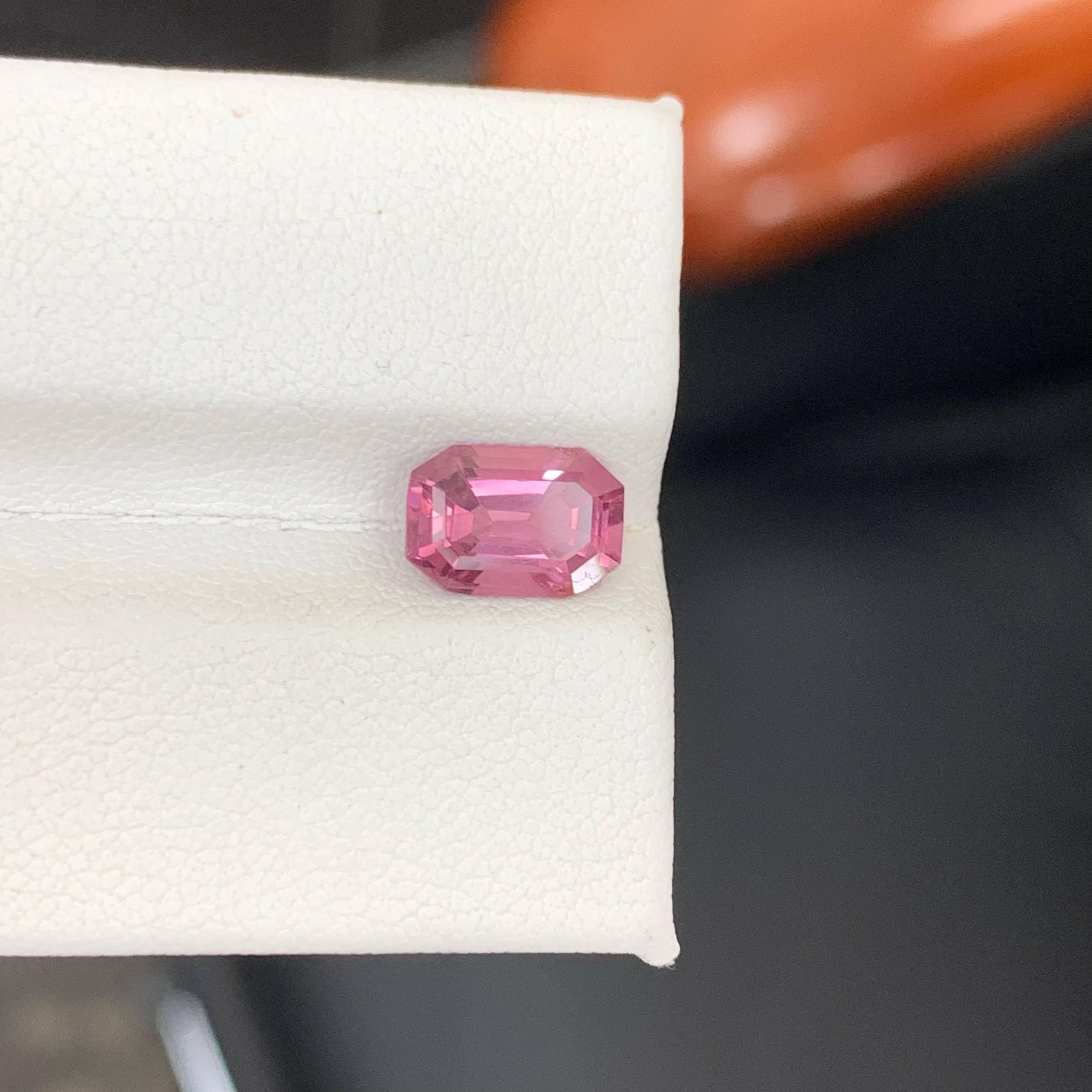 1,80 Karat natürlicher loser rosa Spinell Stein Smaragdschliff burmesischer Edelstein im Angebot 6