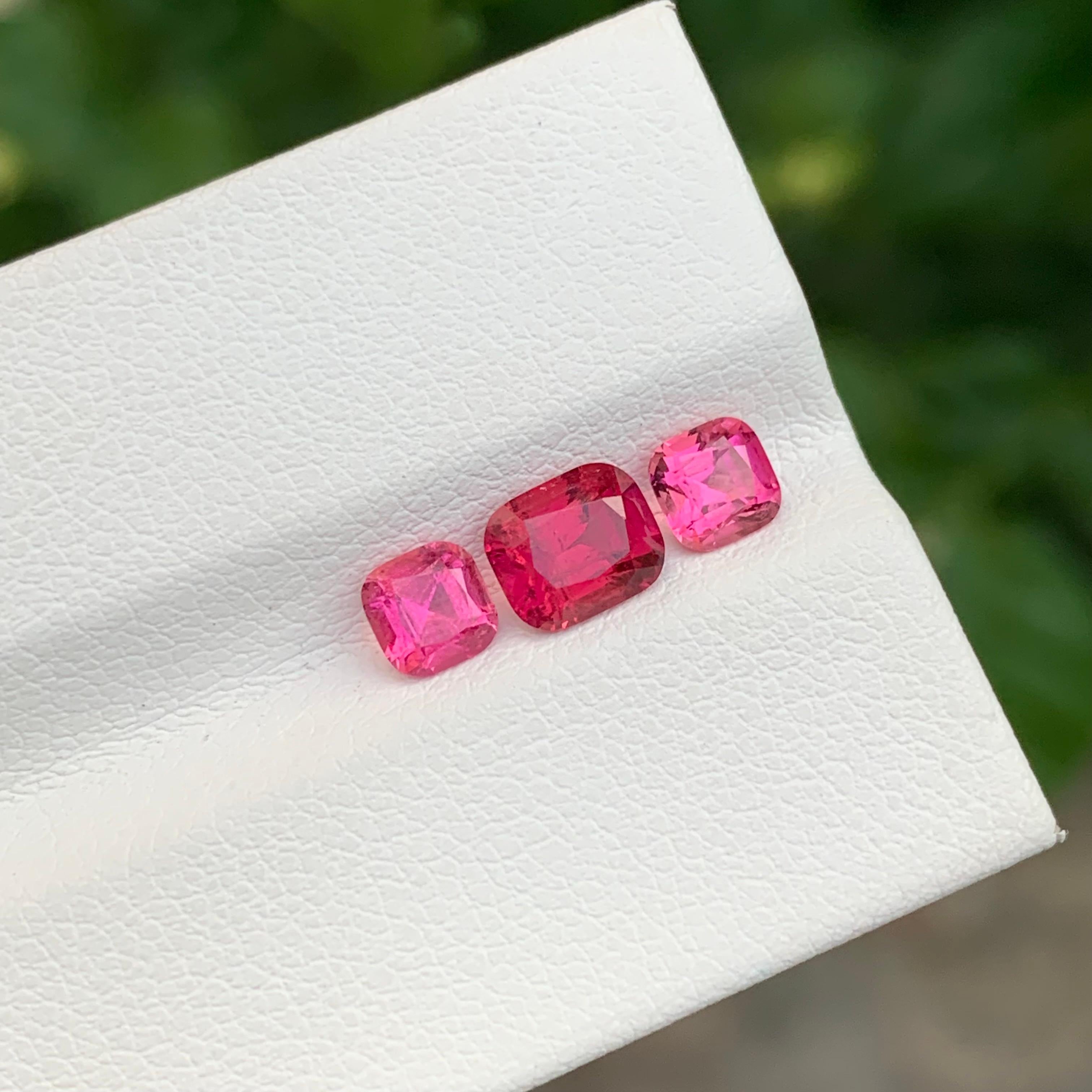 Ensemble de bijoux en forme de coussin en tourmaline rose naturelle non sertie de 1,80 carat en vente 4