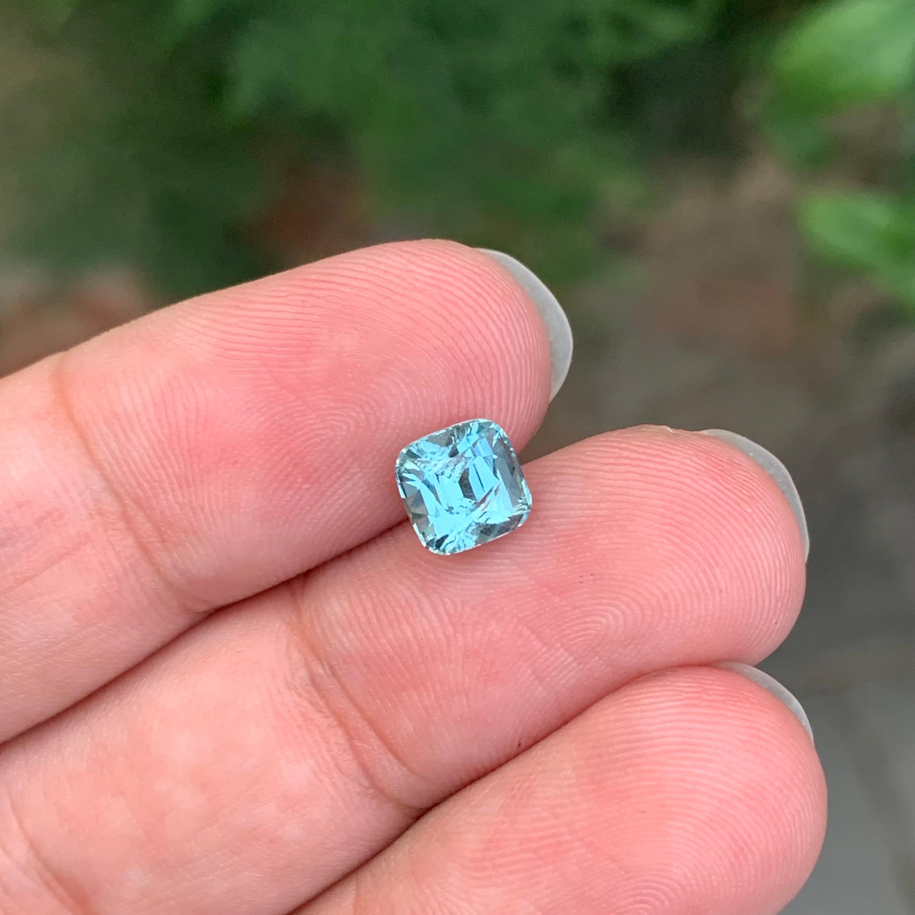 1.80 Carat Natural Loose Sea foam Tourmaline Gem en vente 4