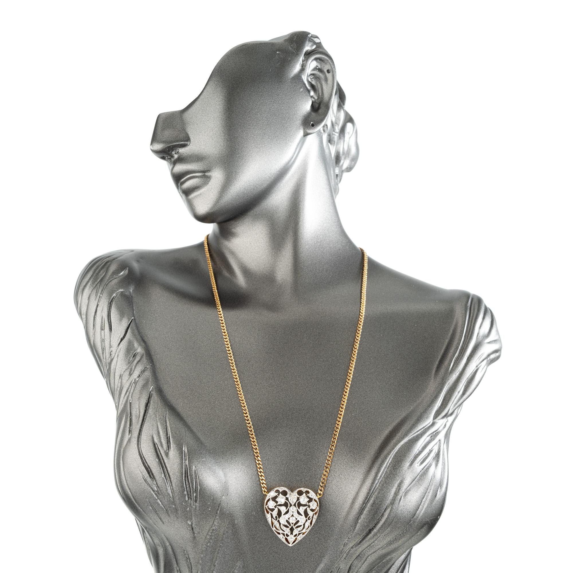 Collana con ciondolo a forma di cuore in platino con diamanti europei da 1,80 carati in vendita 2
