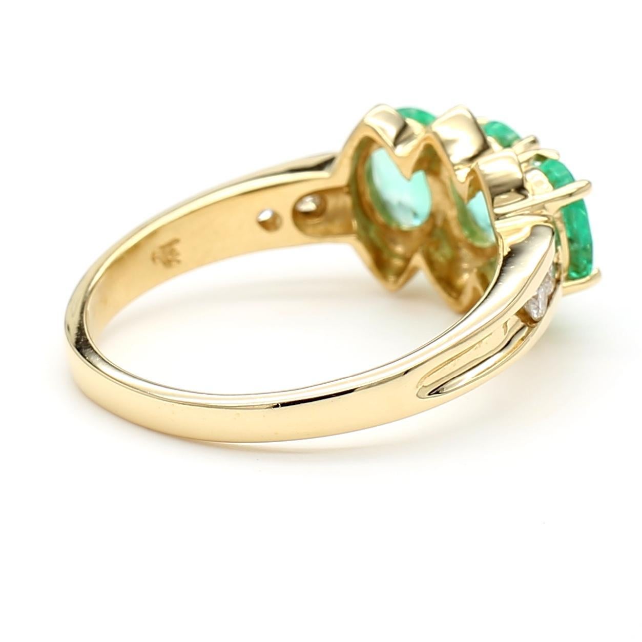1.80 Carat Oval Emerald 3 Stone Ring in 14K Gold For Sale 4