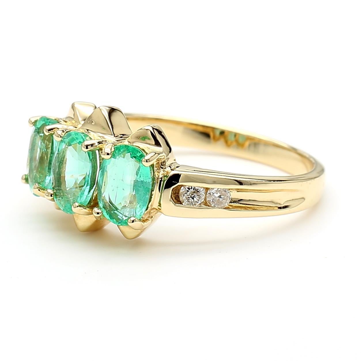 1.80 Carat Oval Emerald 3 Stone Ring in 14K Gold For Sale 5