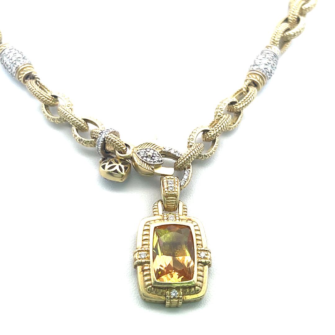 Collier à breloques 18 carats avec diamants ronds brillants de 1,80 carat et citrine 12-16 mm en vente 3