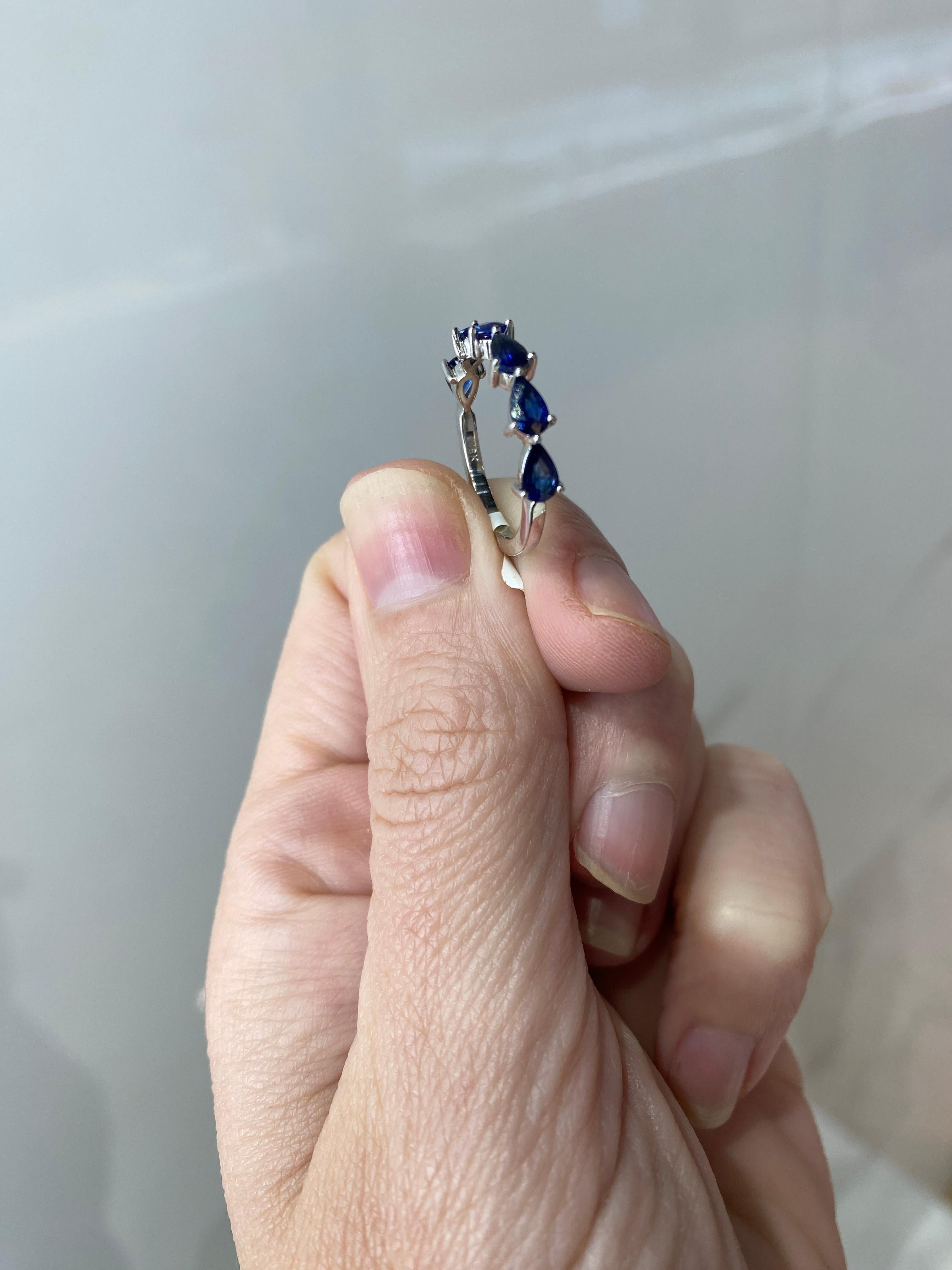 1.80 Carat Total Weight Natural Blue Sapphire Chasing Pear Band  For Sale 5