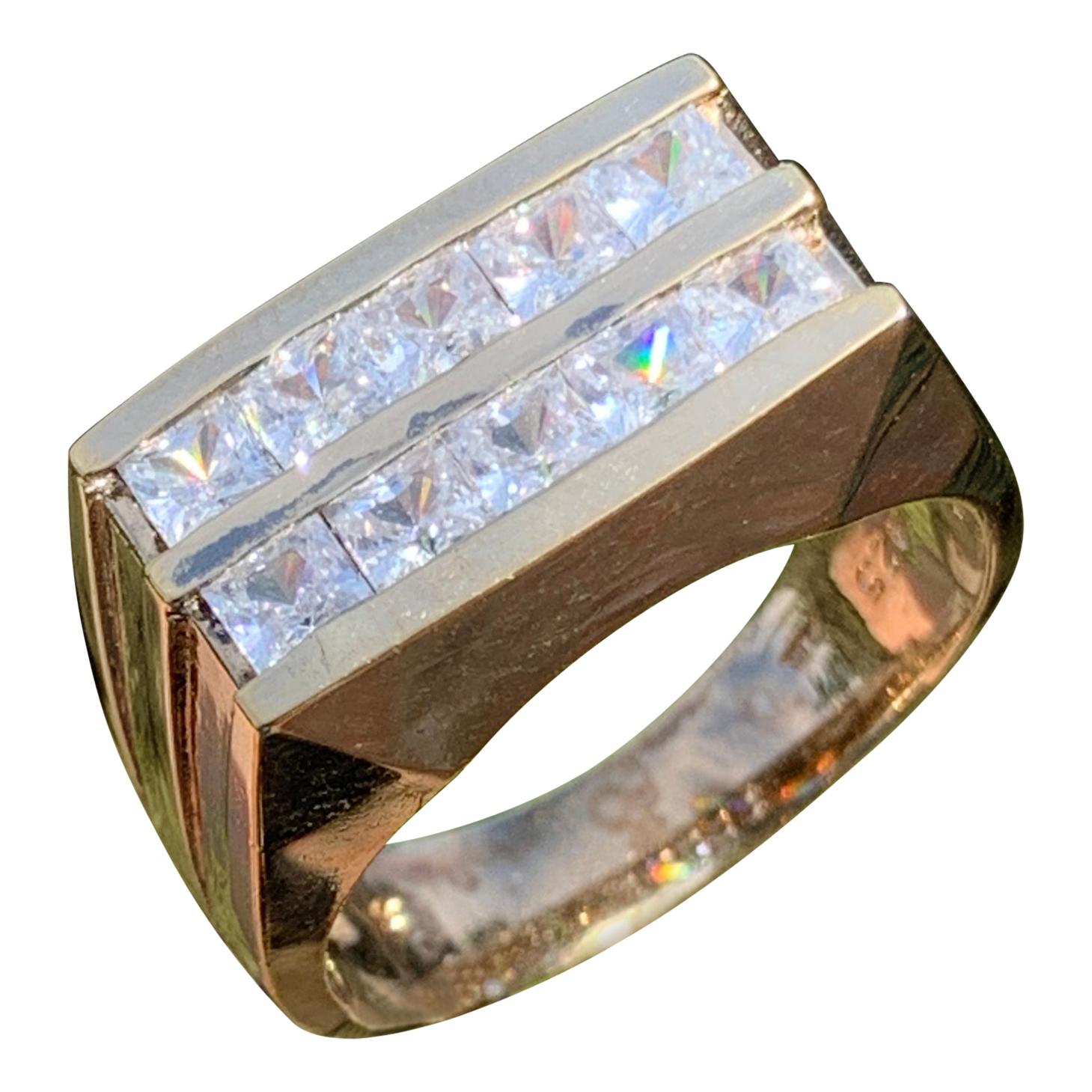 1.80 Carat TW Men's Diamond Ring / Wedding Ring / Band, 10 Karat Princess Cuts For Sale