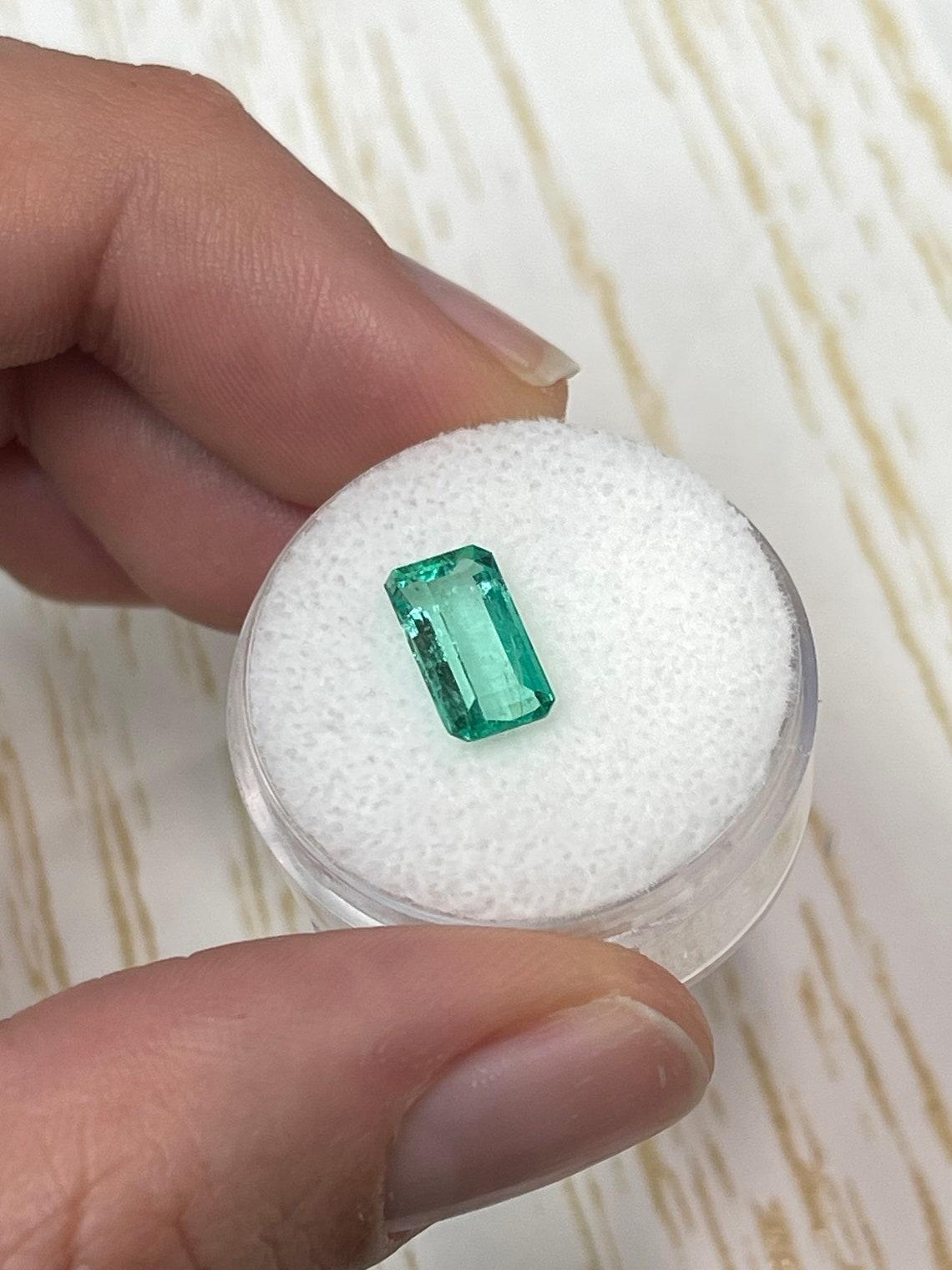 1.80 Carat VVS 10x6 Bluish Green Colombian Emerald - Emerald Cut Muzo Mine In New Condition For Sale In Jupiter, FL