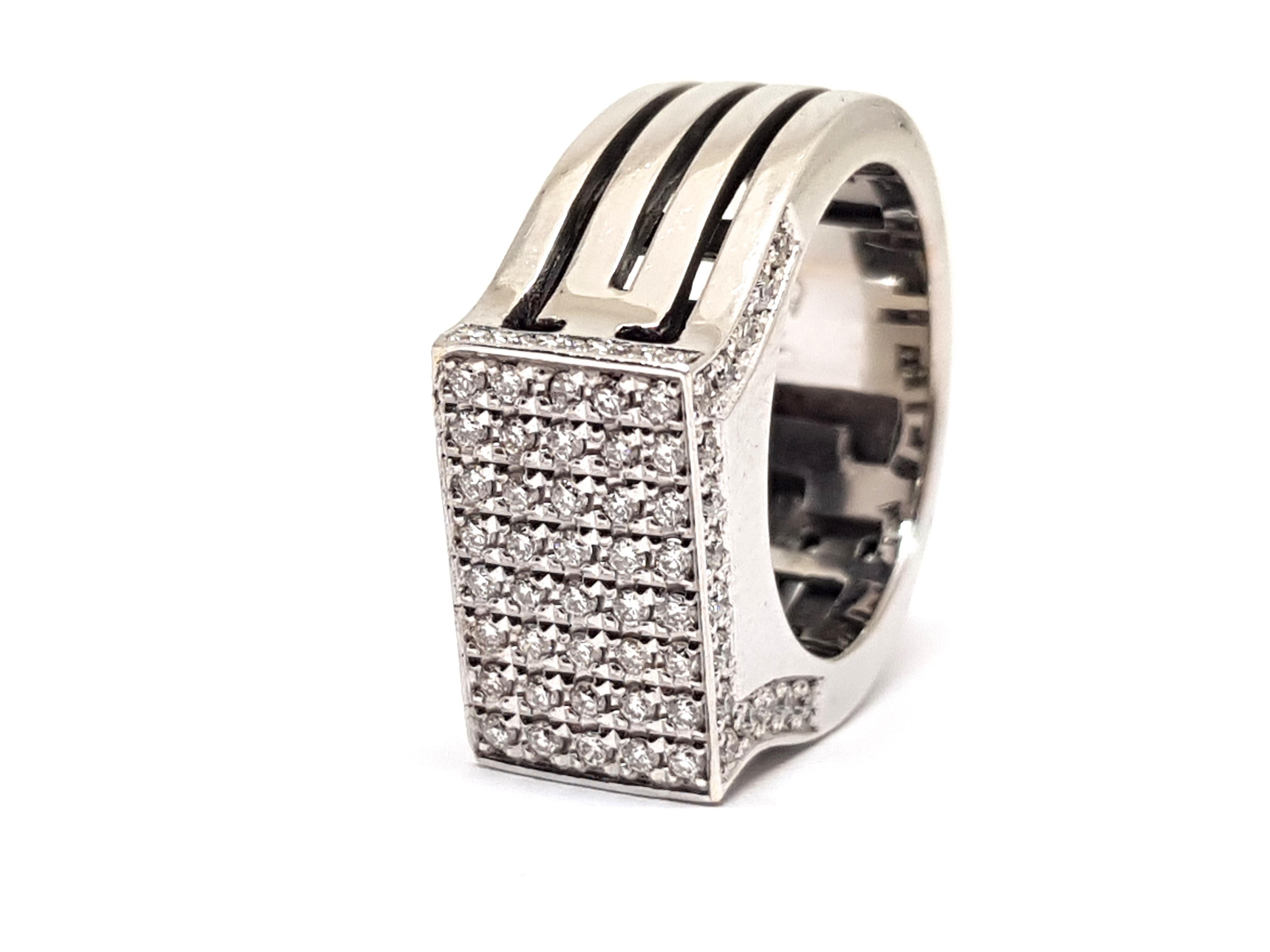 Women's 1.80 Carat White Gold Diamond Cocktail Ring For Sale