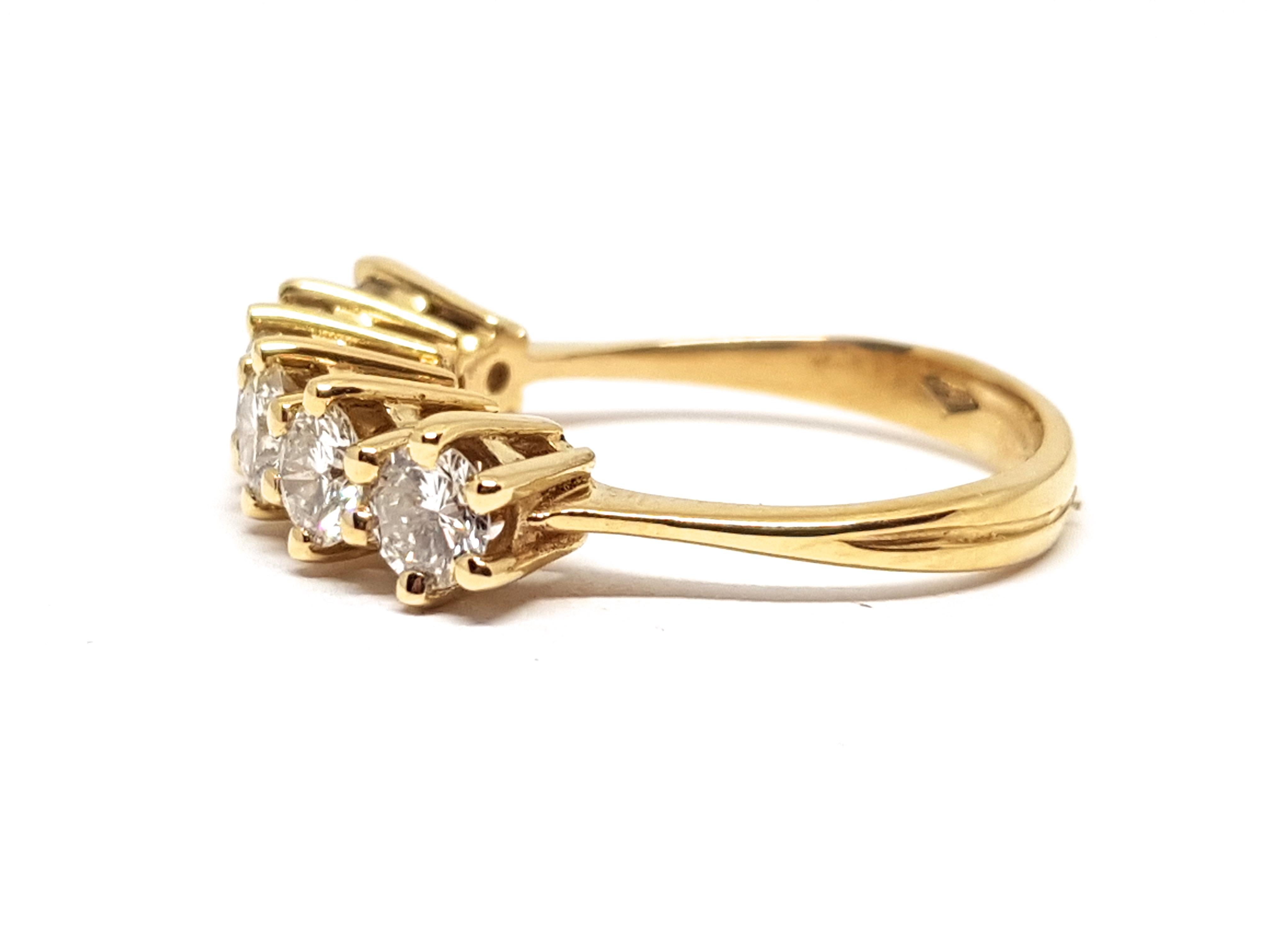 Contemporary 1.80 Carat Yellow Gold Diamond Memory Ring For Sale