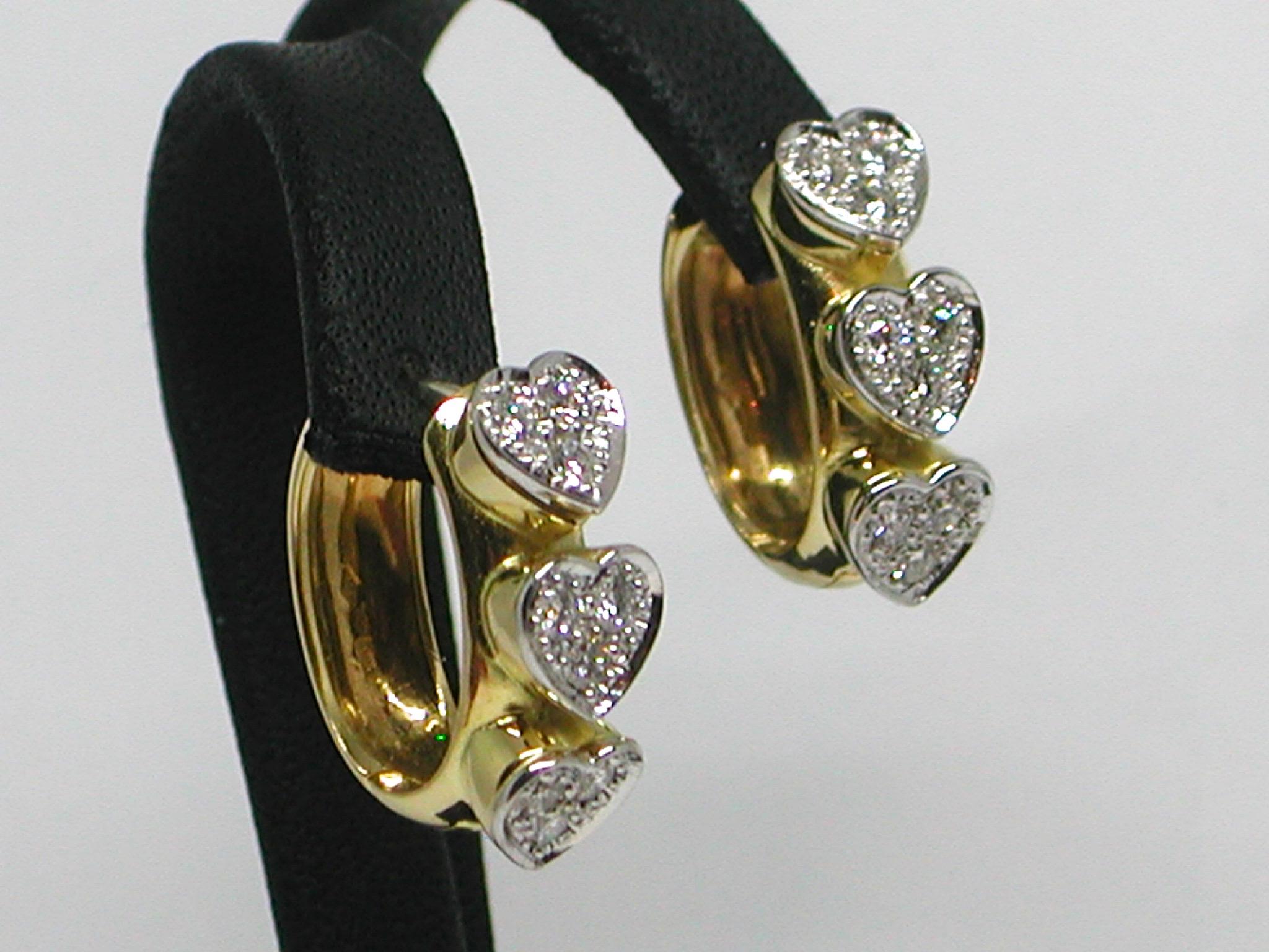 Round Cut 1.80 Carat Yellow White Gold Diamond Earrings For Sale