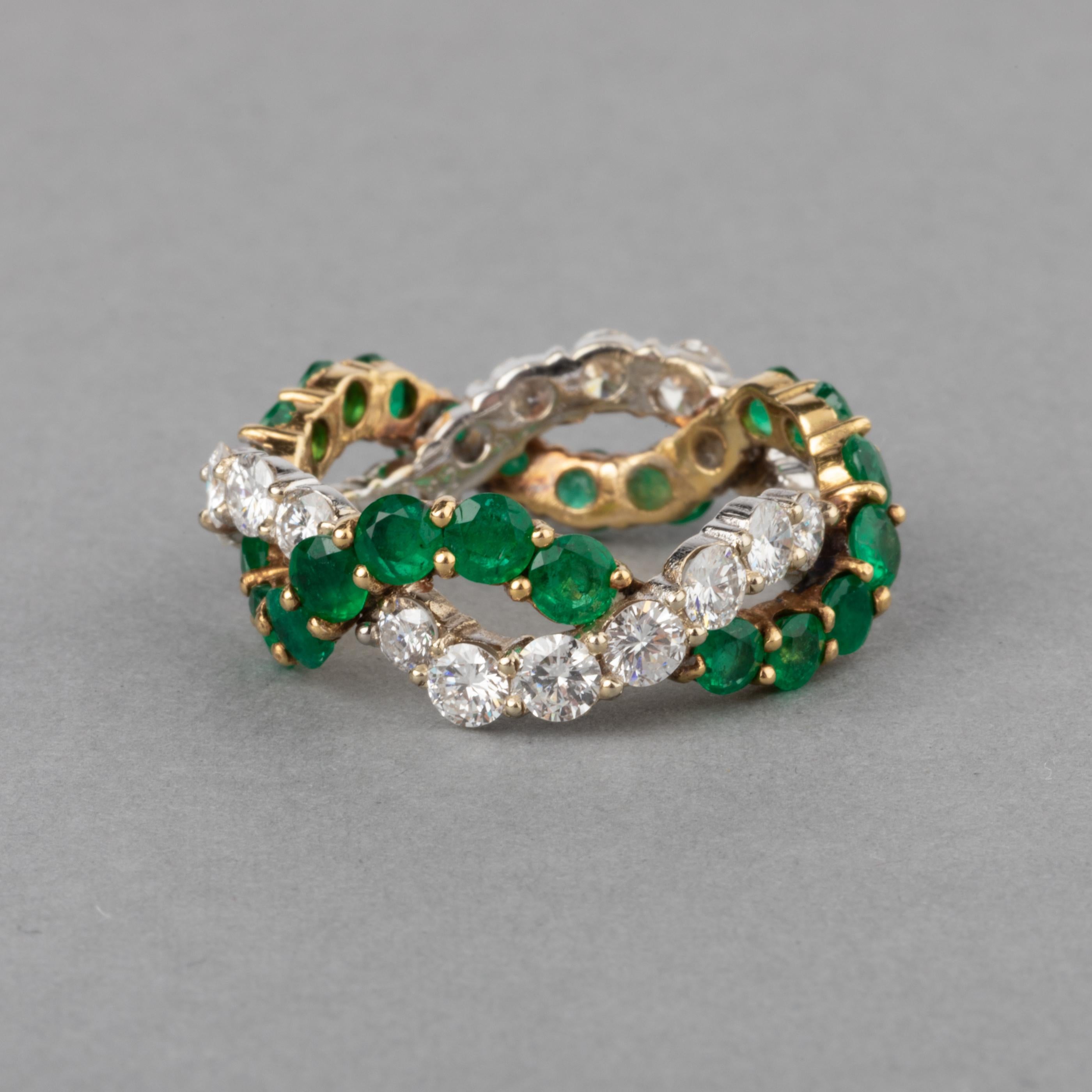 1.80 Carat Diamonds and 2.20 Carat Emeralds French Ring For Sale 3