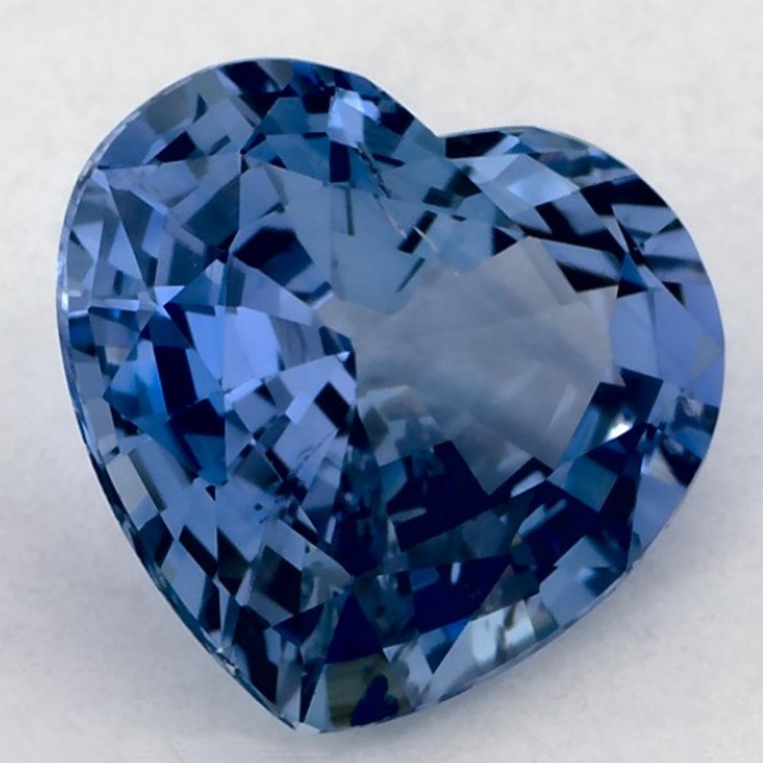 Ein sehr wertvoller September-Geburtsstein mit einer bezaubernden blauen Farbe. Man glaubt, dass sie dem Leben Glück und Reichtum bringen.

Entdecken Sie die lebendige Kollektion von Smaragden, Rubinen und Saphiren in unserem Geschäft, die als lose