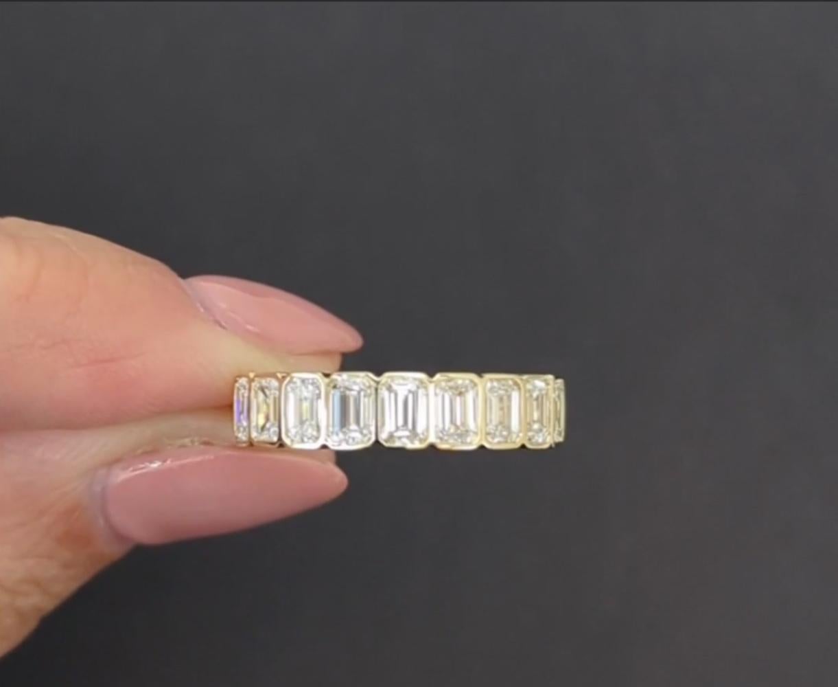 1,80 Karat Smaragdschliff Diamant Halb-Eternity-Ring Gelbgold (Zeitgenössisch) im Angebot
