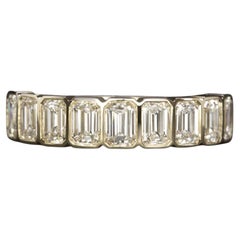 1,80 qt Diamante talla esmeralda Media banda de la eternidad Oro amarillo
