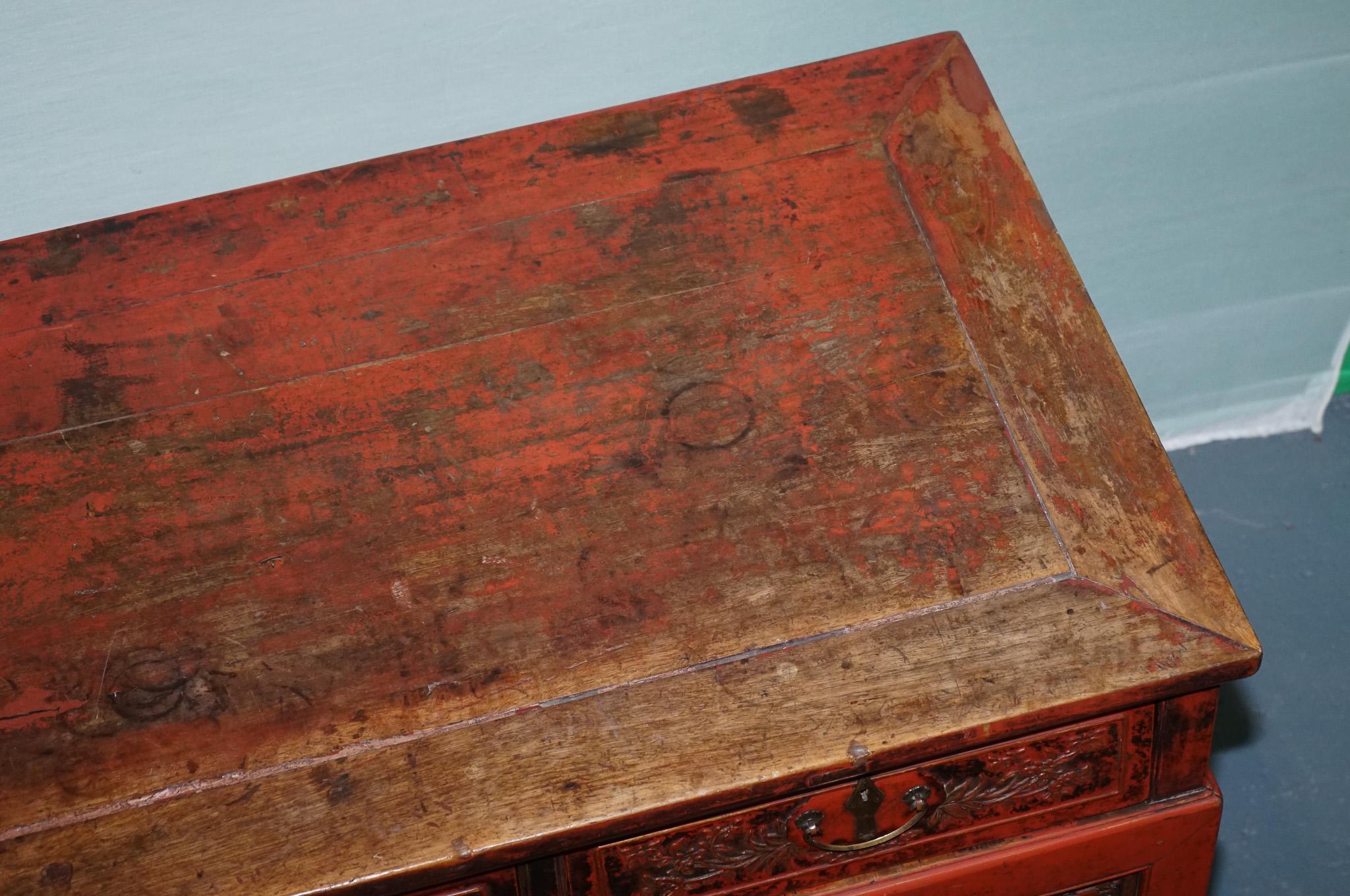 1800 ANTiQUE QING DYNASTY LACQUERED ORIENTAL CHINESE CONSOLE TABLE CARVED FLORAL For Sale 2