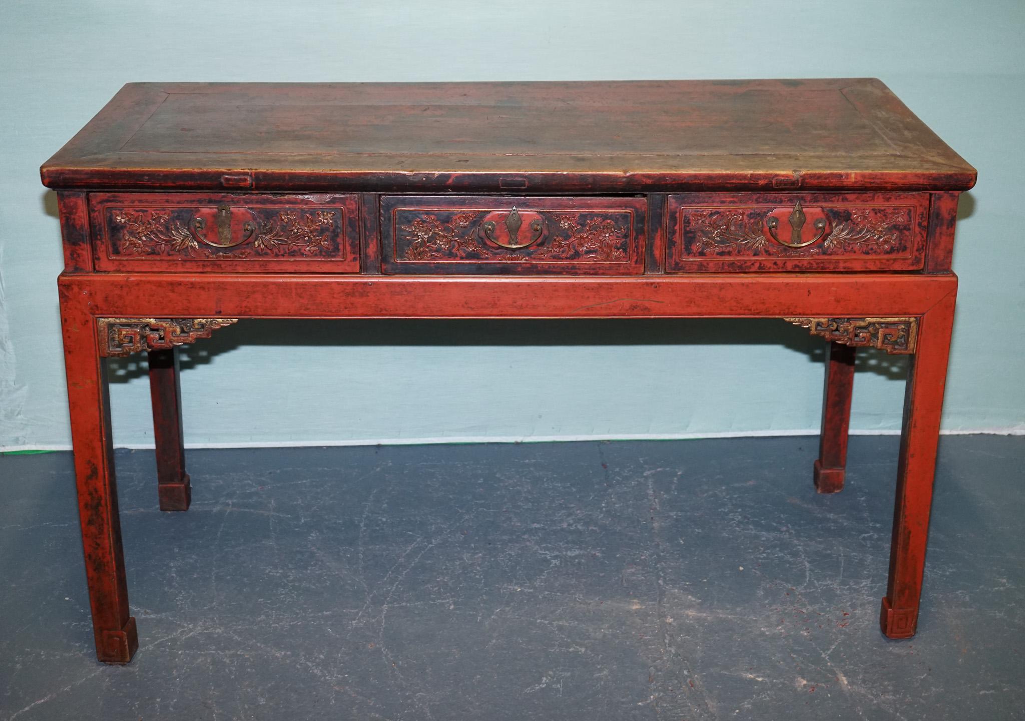 Qing 1800 ANTiQUE QING DYNASTY LACQUERED ORIENTAL CHINESE CONSOLE TABLE CARVED FLORAL For Sale