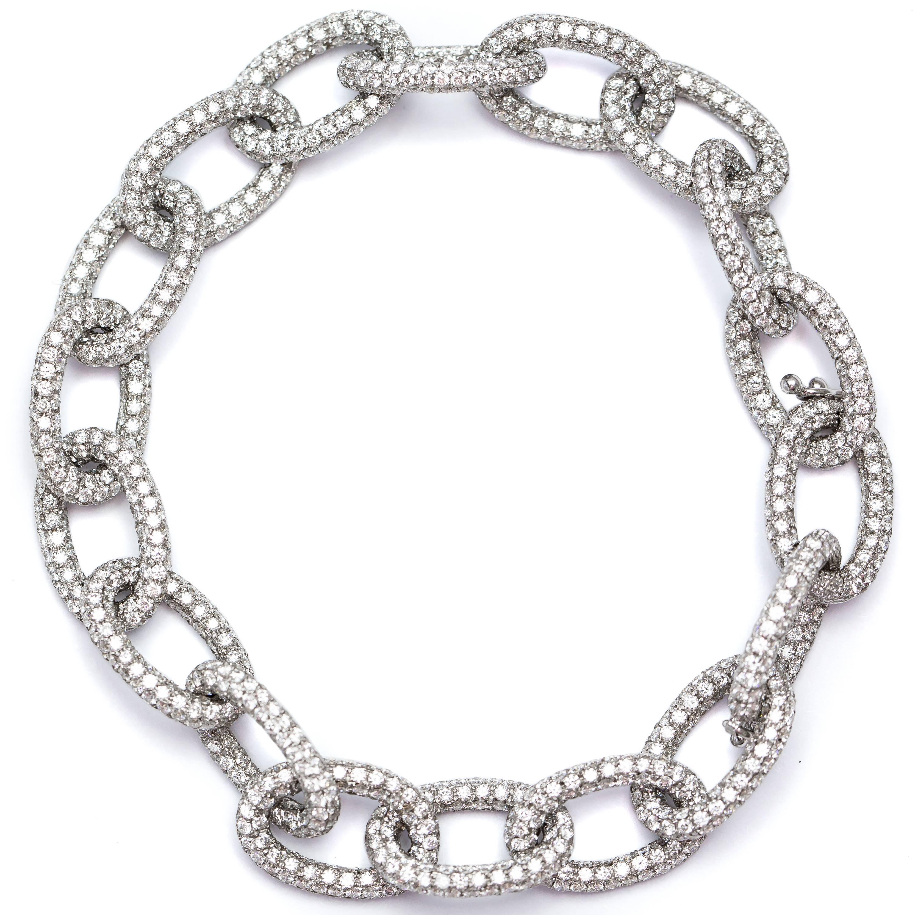 18.00 Carat Round Diamond 18 Karat White Gold Pave Set Diamond Chain Bracelet For Sale 1