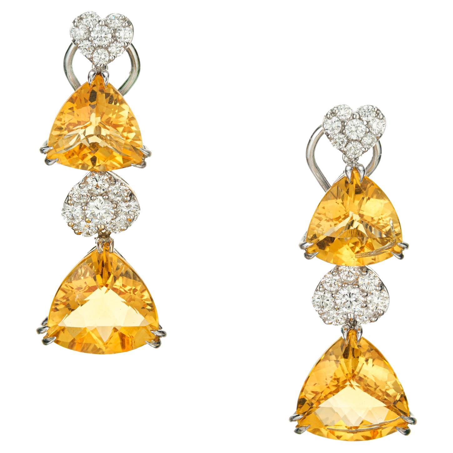 Clips d'oreilles pendants en or avec diamants et citrine jaune de 19,00 carats en vente