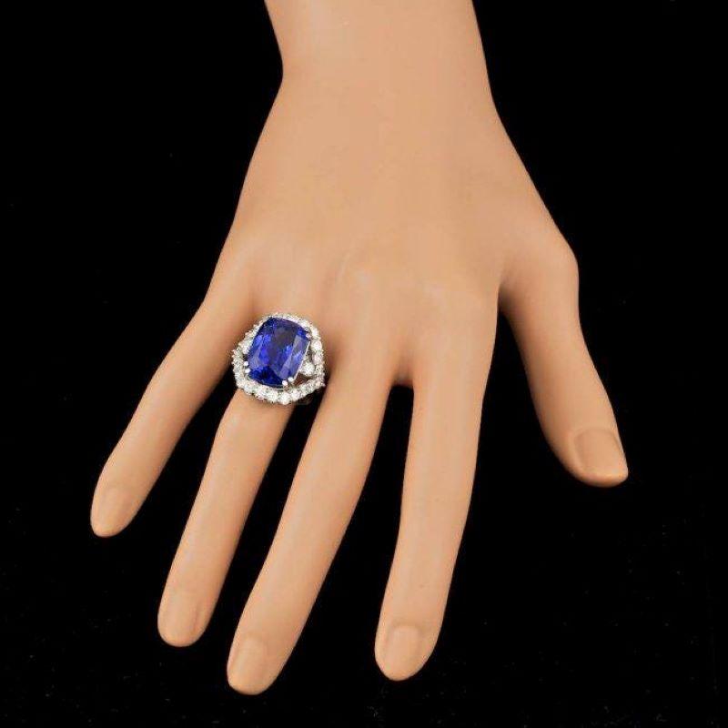 Anillo de oro blanco macizo de 18,00 quilates de tanzanita natural y diamantes en Nuevo estado para la venta en Los Angeles, CA