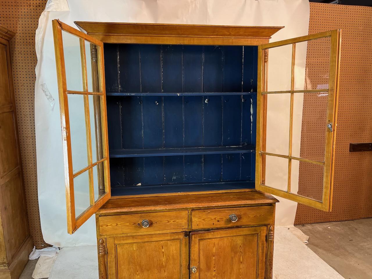 Regency 1800 Classic Stepback Cabinet