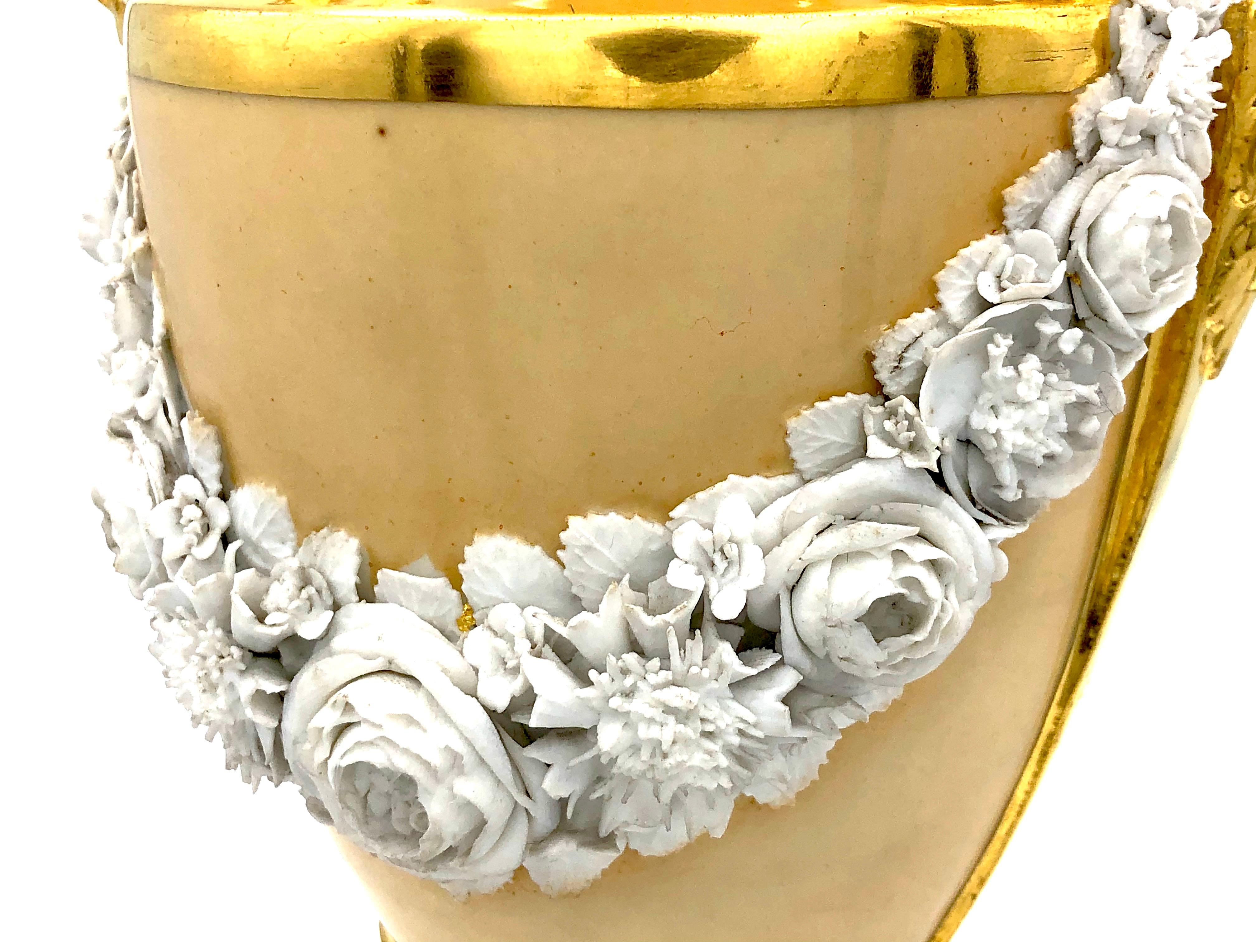 1800 Empire Nast Porcelain Griffins Masks Roses Flowers Garlands France Vase For Sale 1