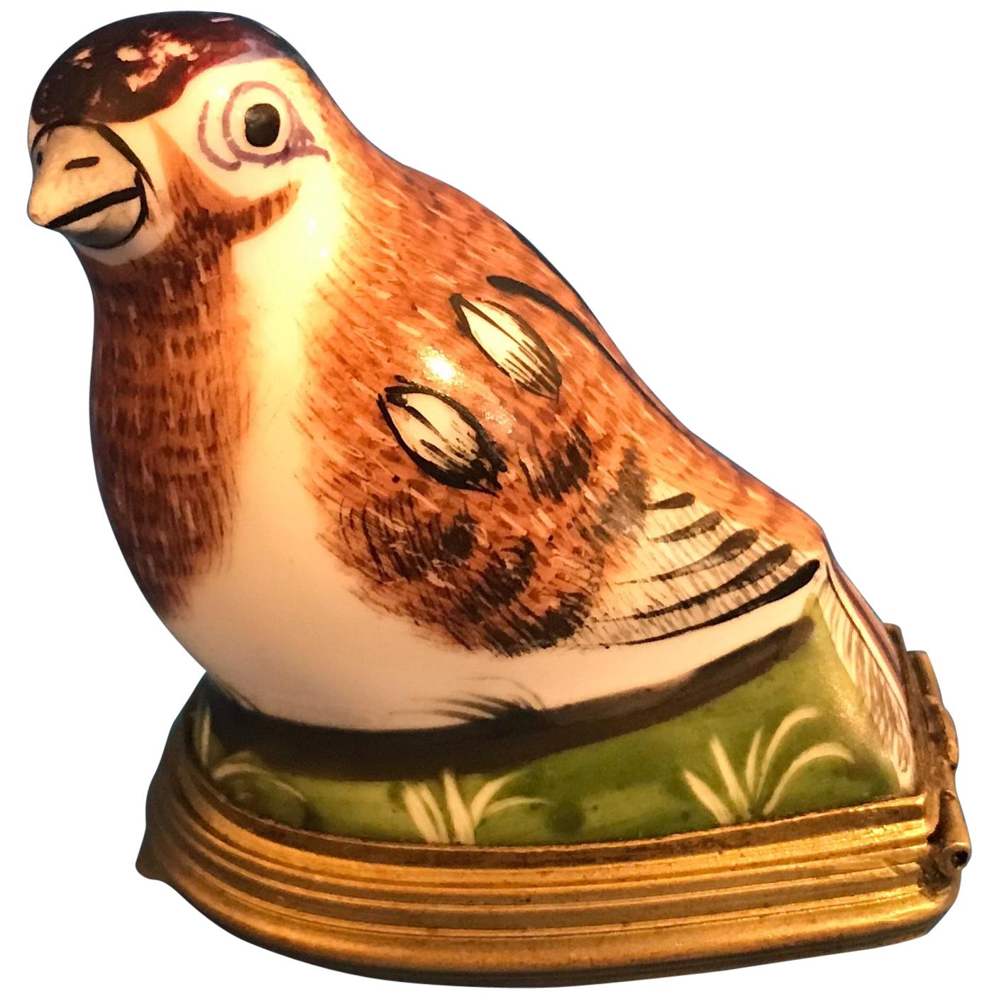 1800 Porcelain Bonbonniere of a Painted Bird For Sale