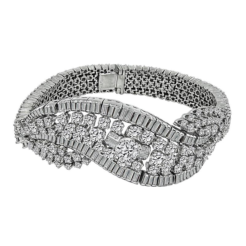 Round Cut 18.00 Carat Diamond Platinum Bracelet For Sale