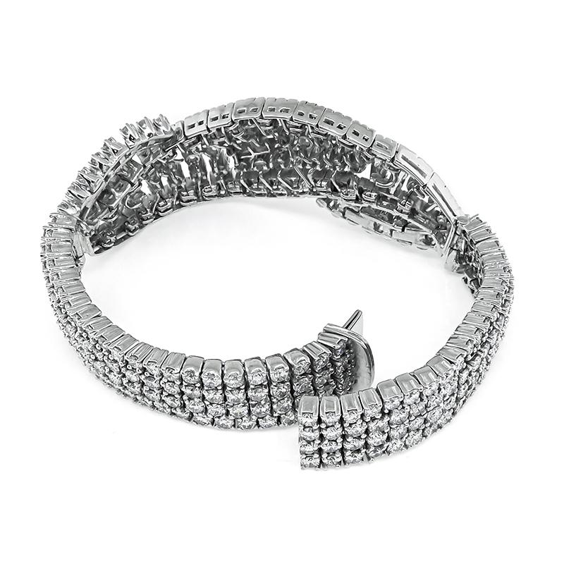 18.00 Carat Diamond Platinum Bracelet In Good Condition For Sale In New York, NY