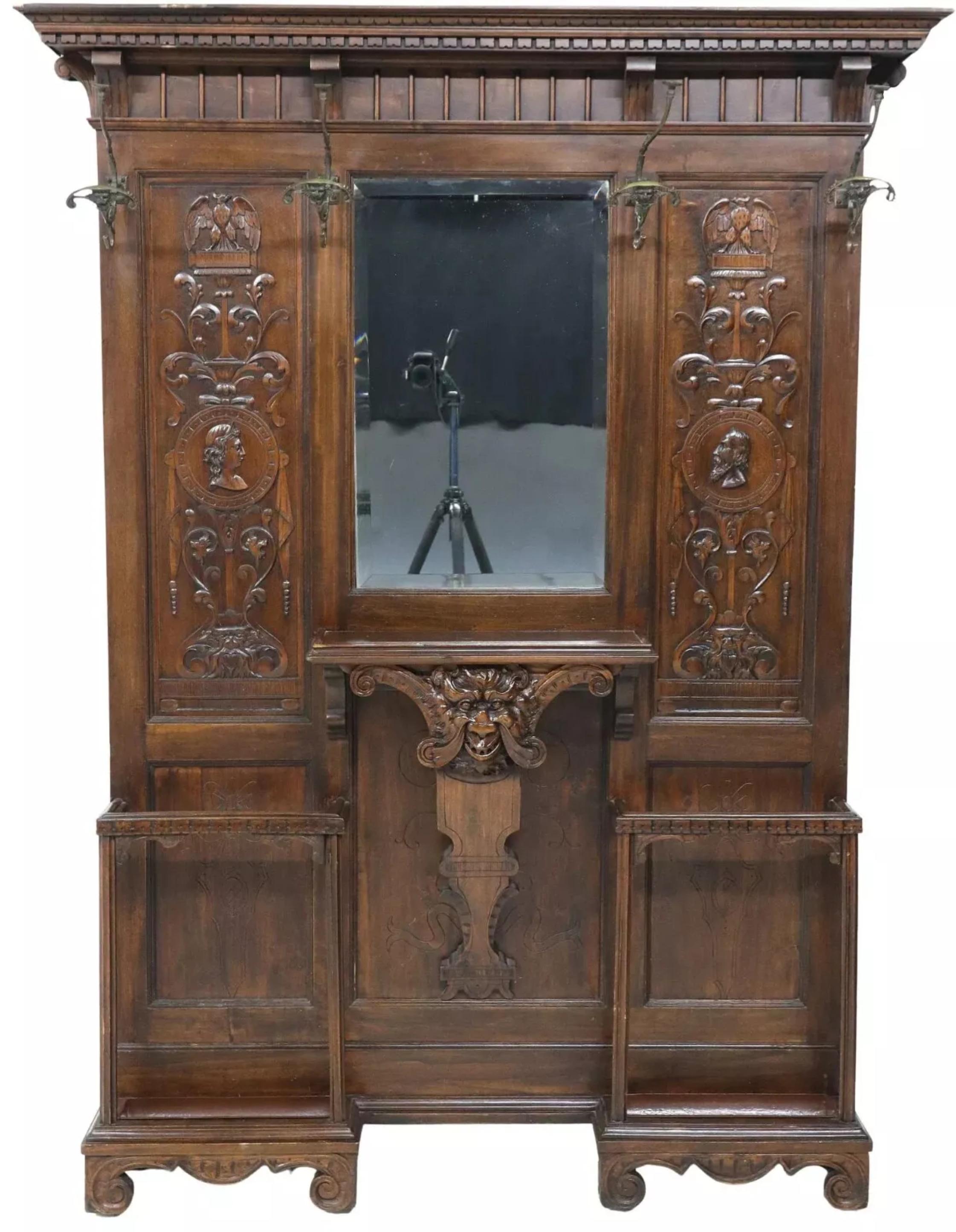 1800's, 19th C. Antique Italian Renaissance Revival, Carved, Walnut Hall Tree! In Good Condition In Austin, TX