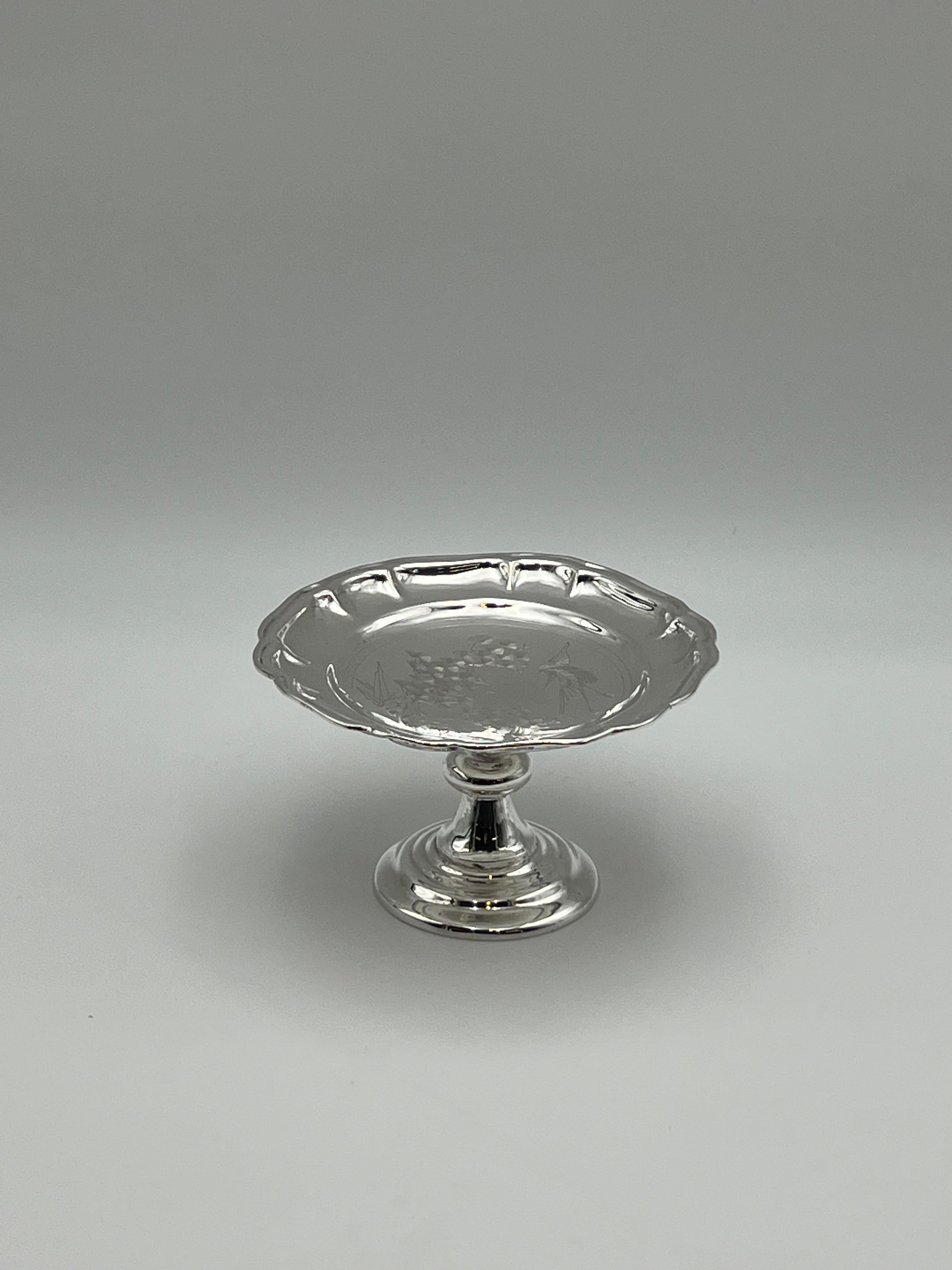 XIX secolo 1800 - Un'antica base d'argento cinese / Tazza, fatta a mano, Nanchino in vendita