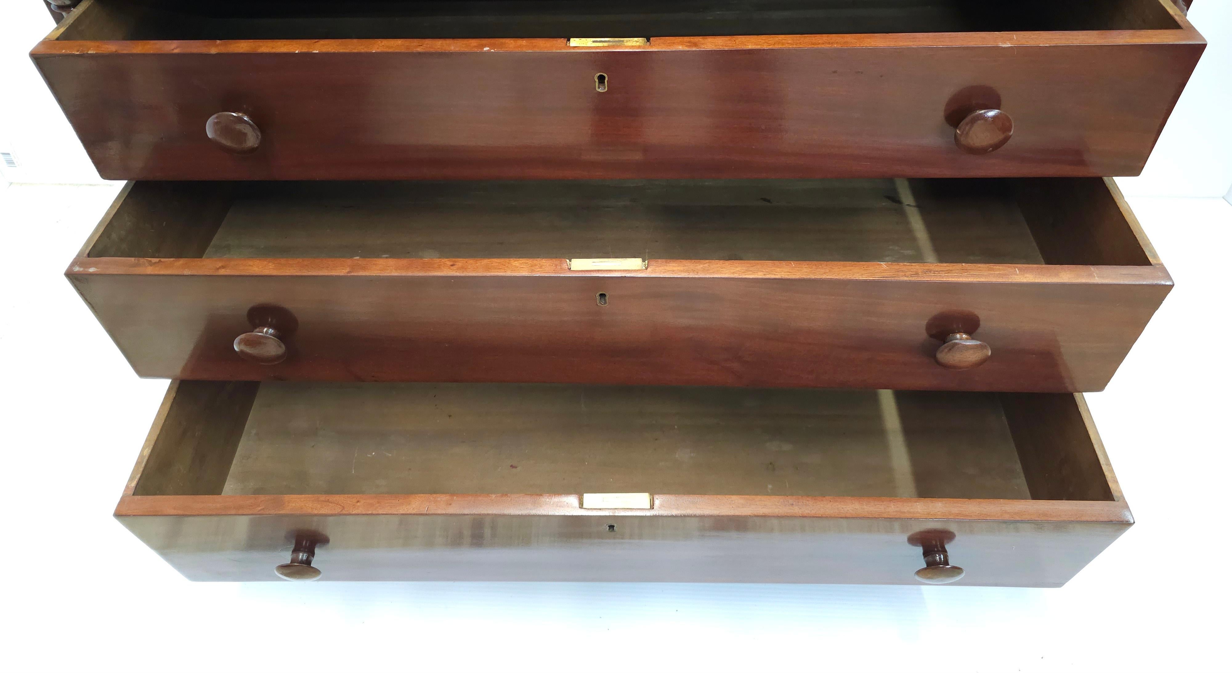1800s American Federal Mahogany Butler's Secretary Desk For Sale 12
