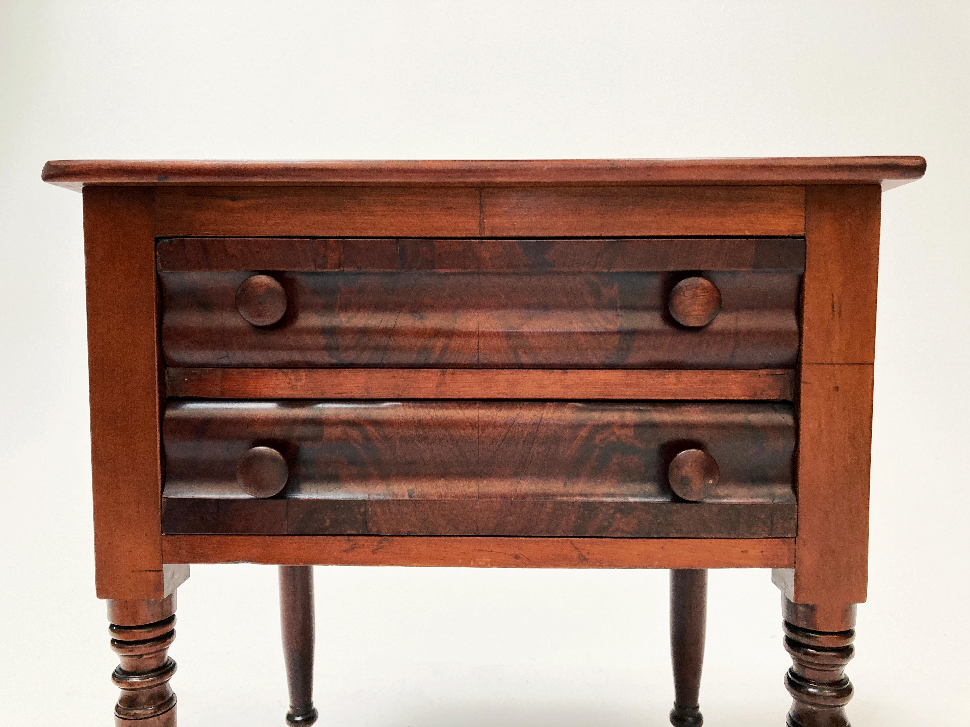 Hand-Carved 1800's American Federal Period 2 Drawer Side Table For Sale