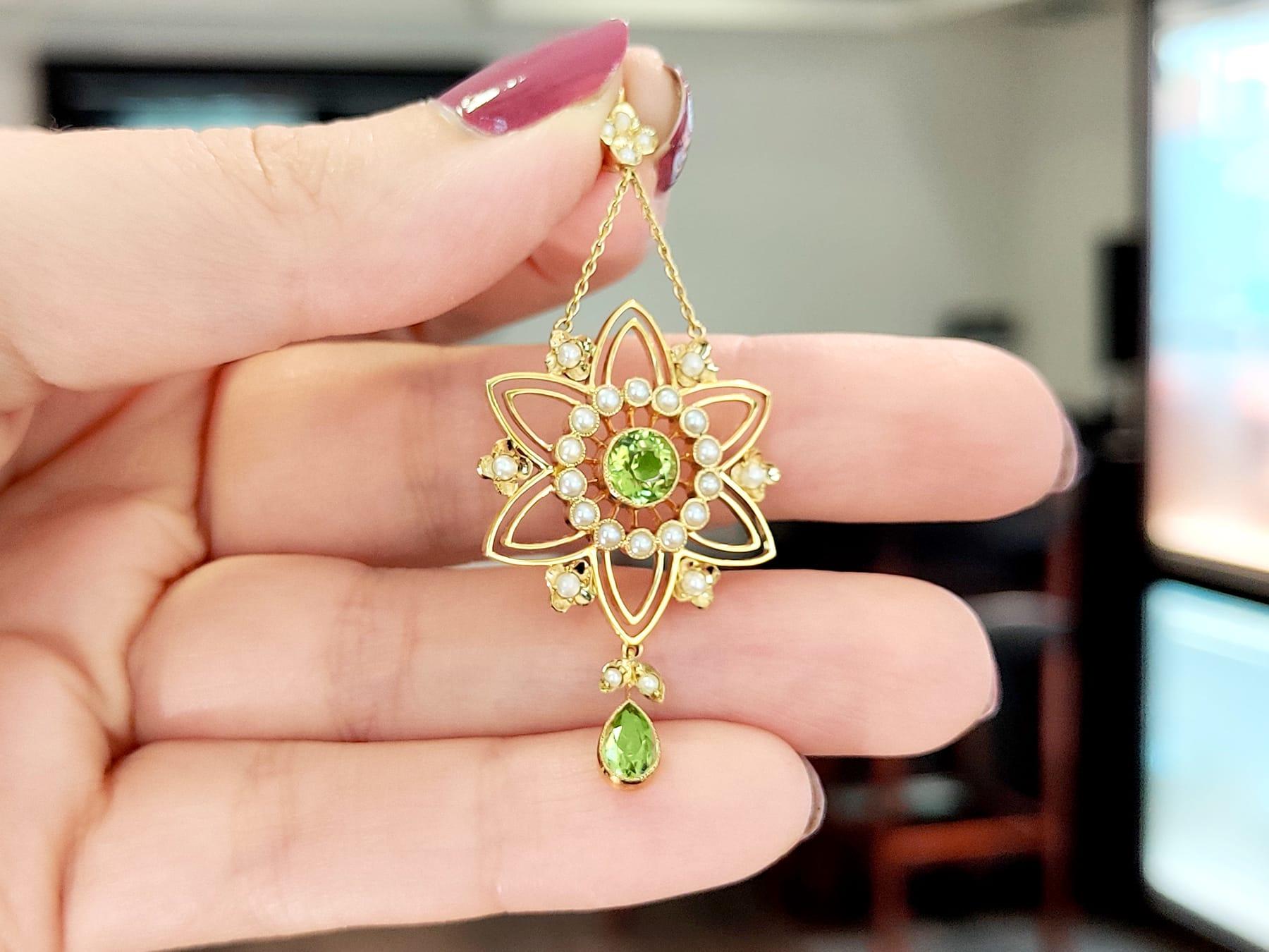 Pear Cut 1800s Antique 1.78 Carat Peridot Pearl and 15 Karat Yellow Gold Pendant For Sale