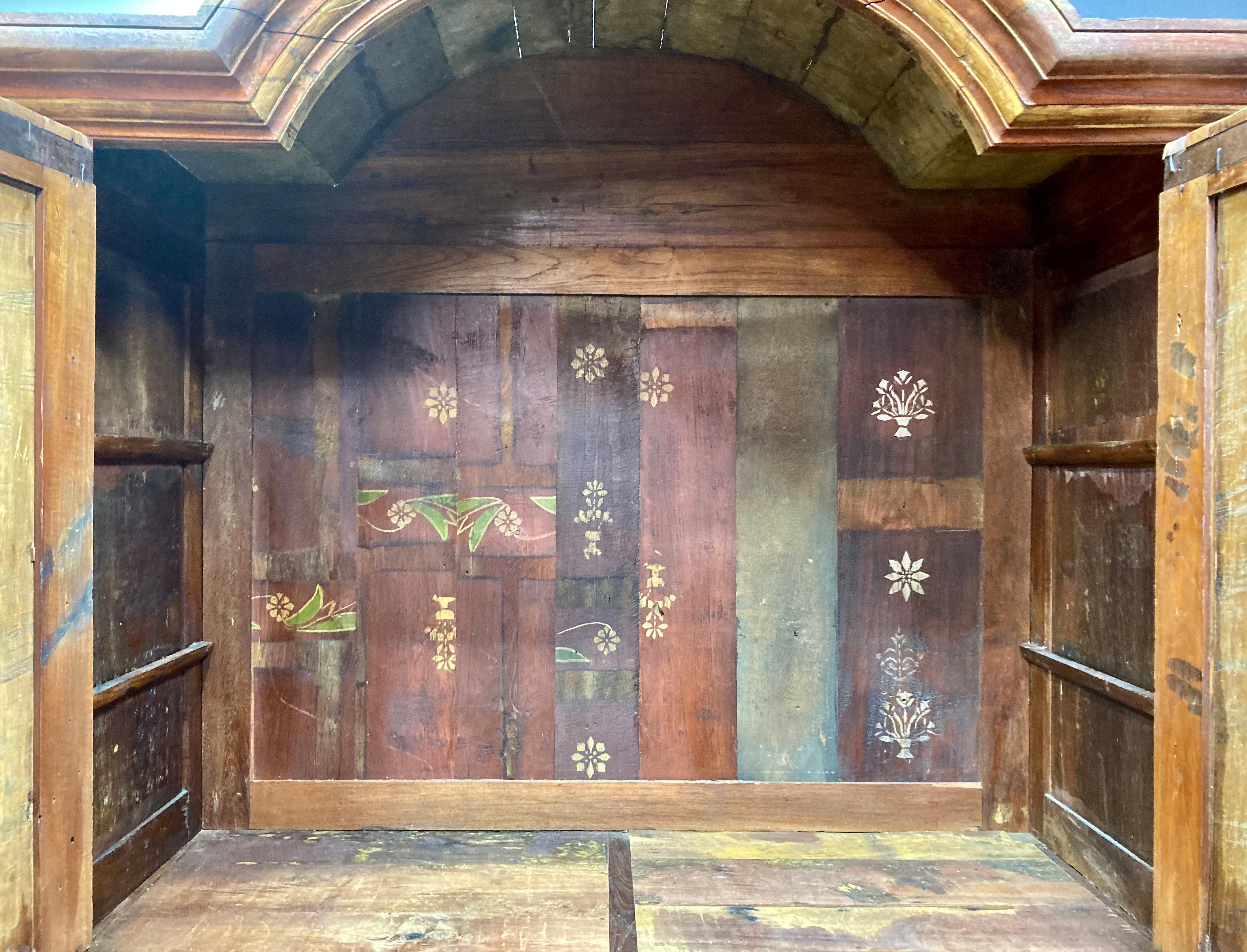 Armario de Madera de Teca Estilo Colonial Holandés Antiguo de 1800 Colonial holandés en venta