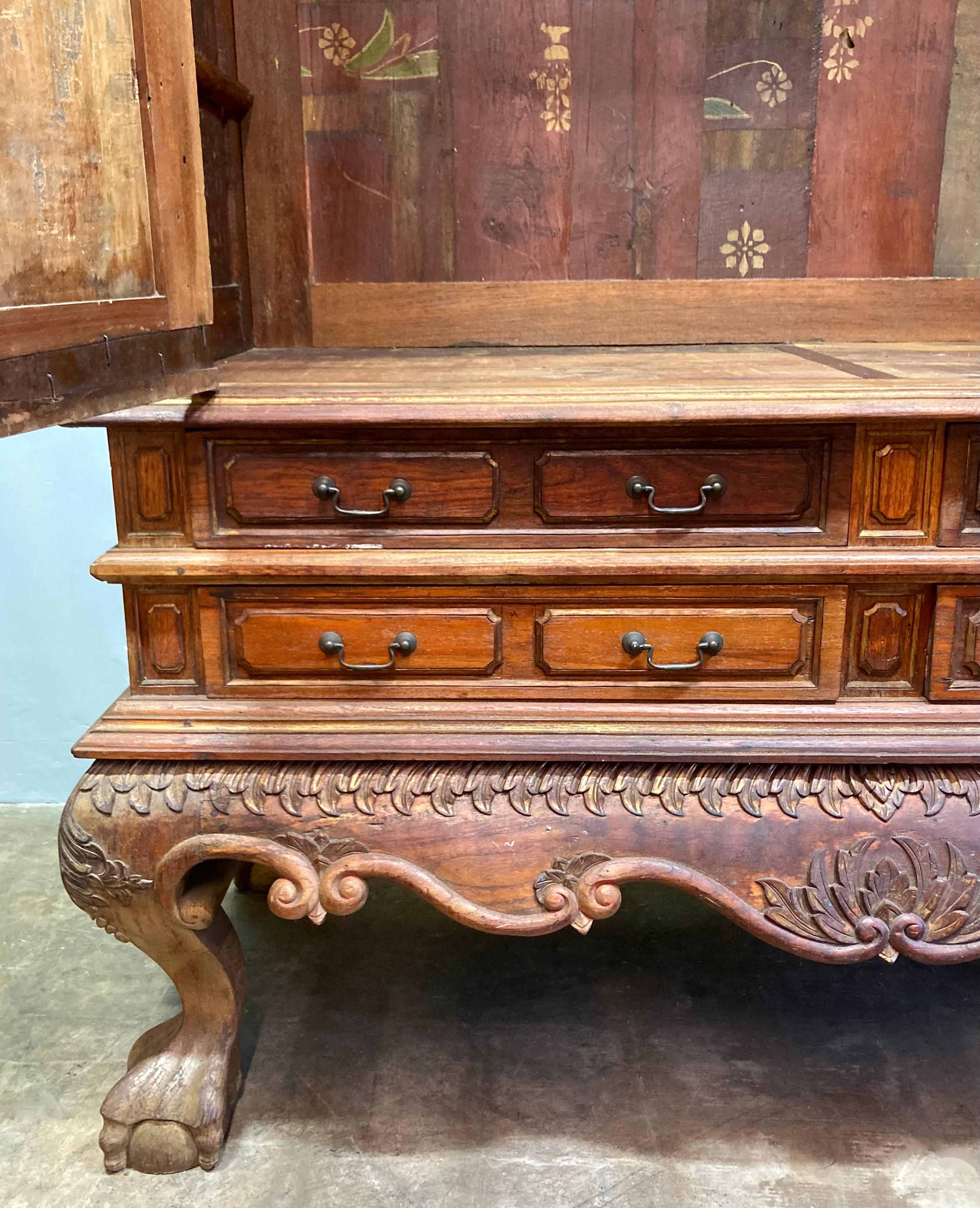 Armario de Madera de Teca Estilo Colonial Holandés Antiguo de 1800 en Bueno estado para la venta en Alhambra, CA