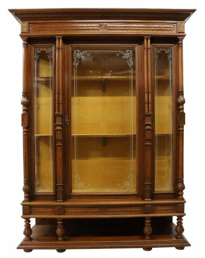 
Handsome Antique Bookcase, Etched Glass French Henri II Style, Walnut, 1800's, 19th Century!!

This beautiful bookcase exudes elegance and sophistication. Crafted in France during the late 1800s, it features intricate carved wood in the Henri II