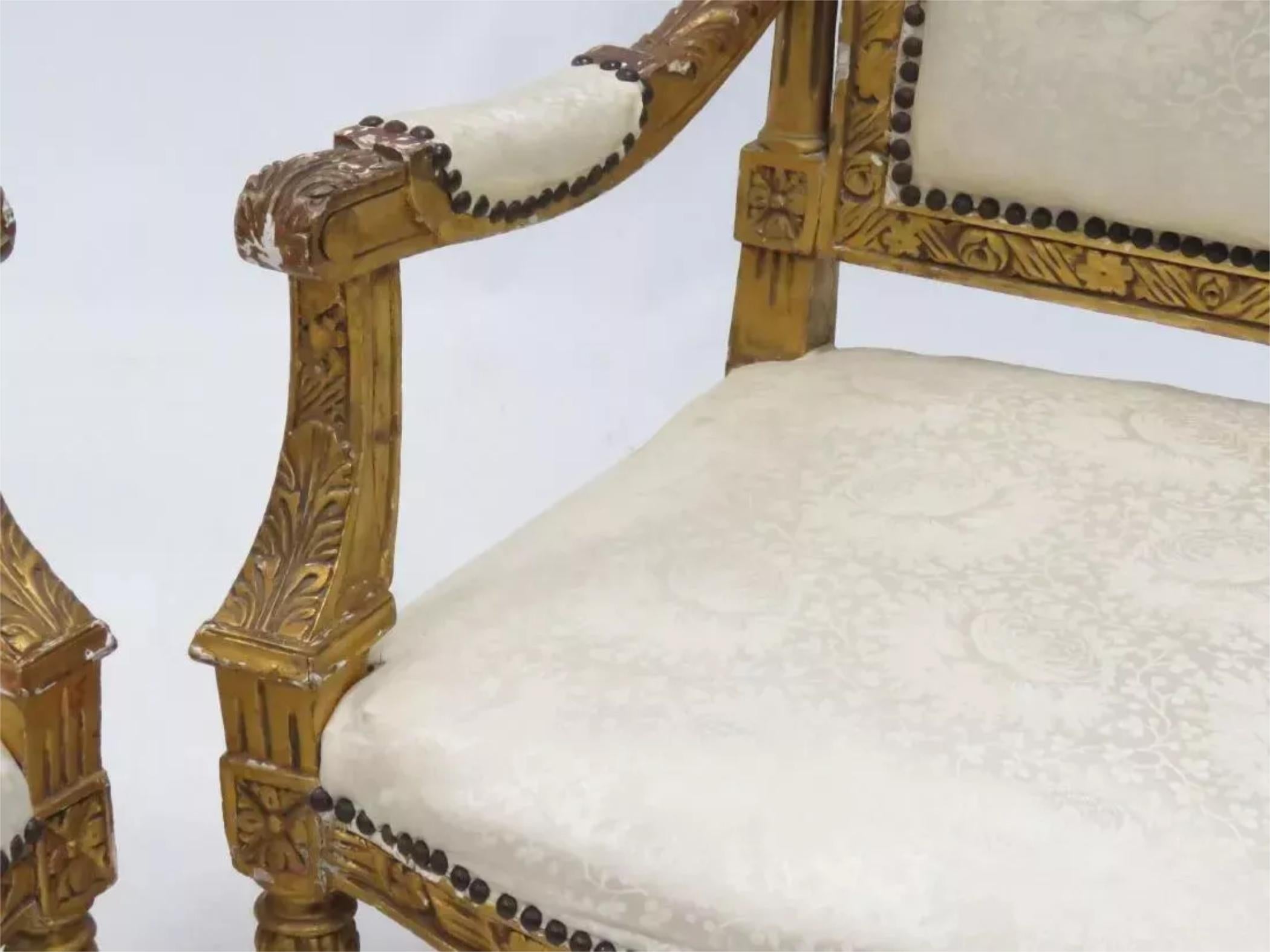 Antique French del 1800, sedie e divano dorati, bianco sporco, set da salotto, set di 3 persone in vendita 5