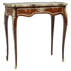 1800's Antike Französisch Louis XV Stil, Marmor-Top, vergoldete Metall-Akzente Tisch!
