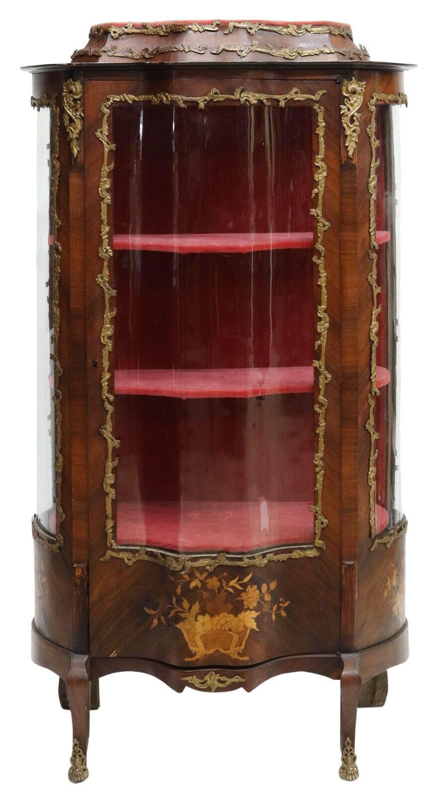 Stunning 1800s Antique French Louis XV Style, Ormulu, Curved, Exceptional Vitrine.

Exceptional French Louis XV style display cabinet, late 19th c., ormolu and marquetry decoration, a mansard top over the curved glass sides with a central door