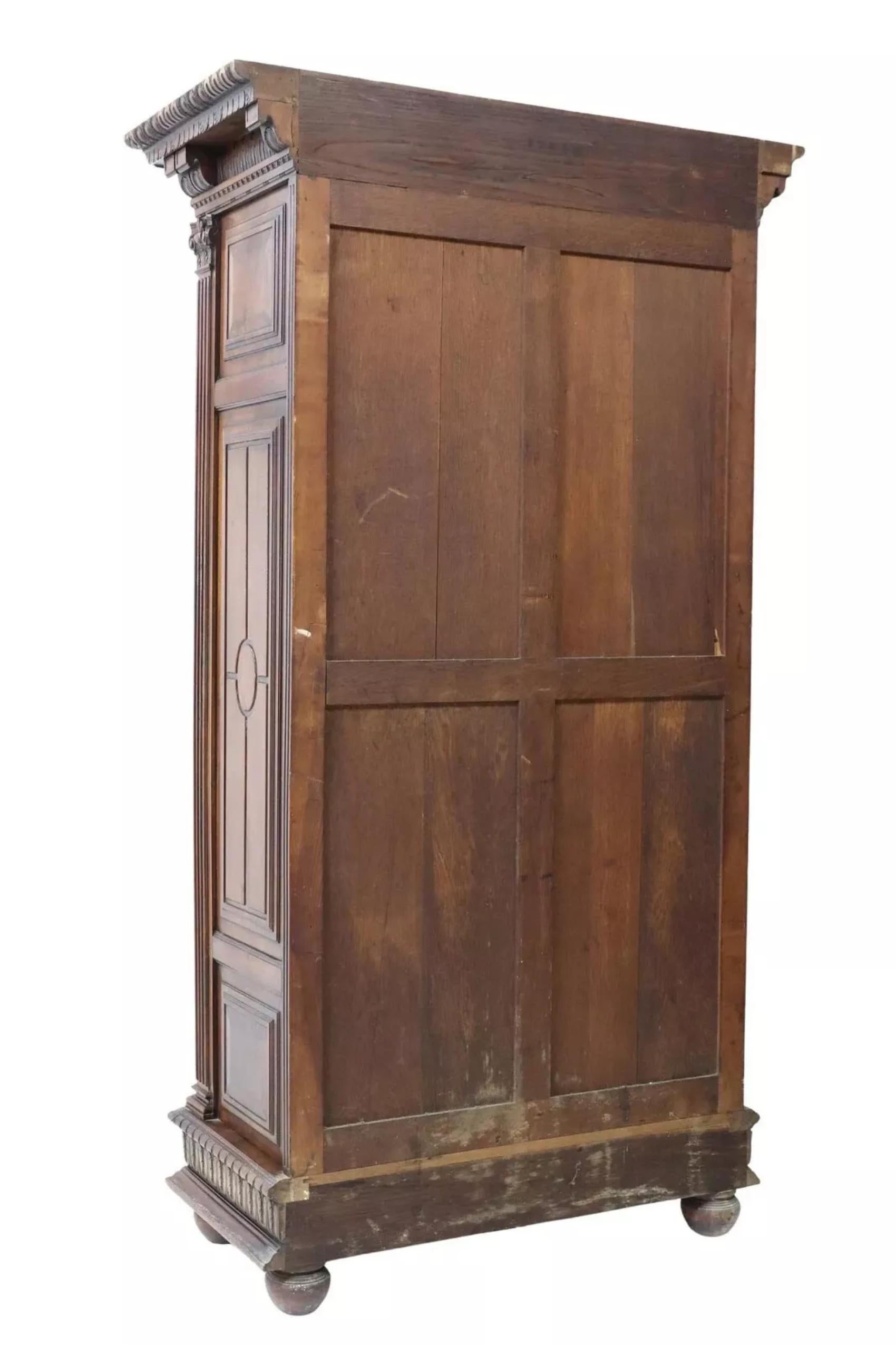 ¡Antiguo Renacimiento Francés de 1800, Nogal, Vitrina, Armario, Librería! Renacimiento renacentista en venta