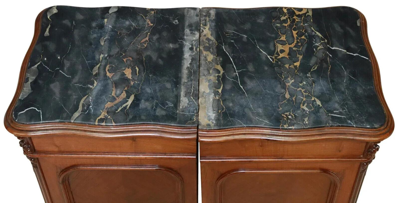 Gorgeous 1800's Antique Italian Louis XV Style, Crest, 2 Beds, 2 Night Stands, Set of 4!!

Very Handsome Pair of Antique Beds (2)  & Night Stands (2) Italian Louis XV Style, Crest, 1800's, 19th Century, Set of 4!

Add a touch of luxury and elegance