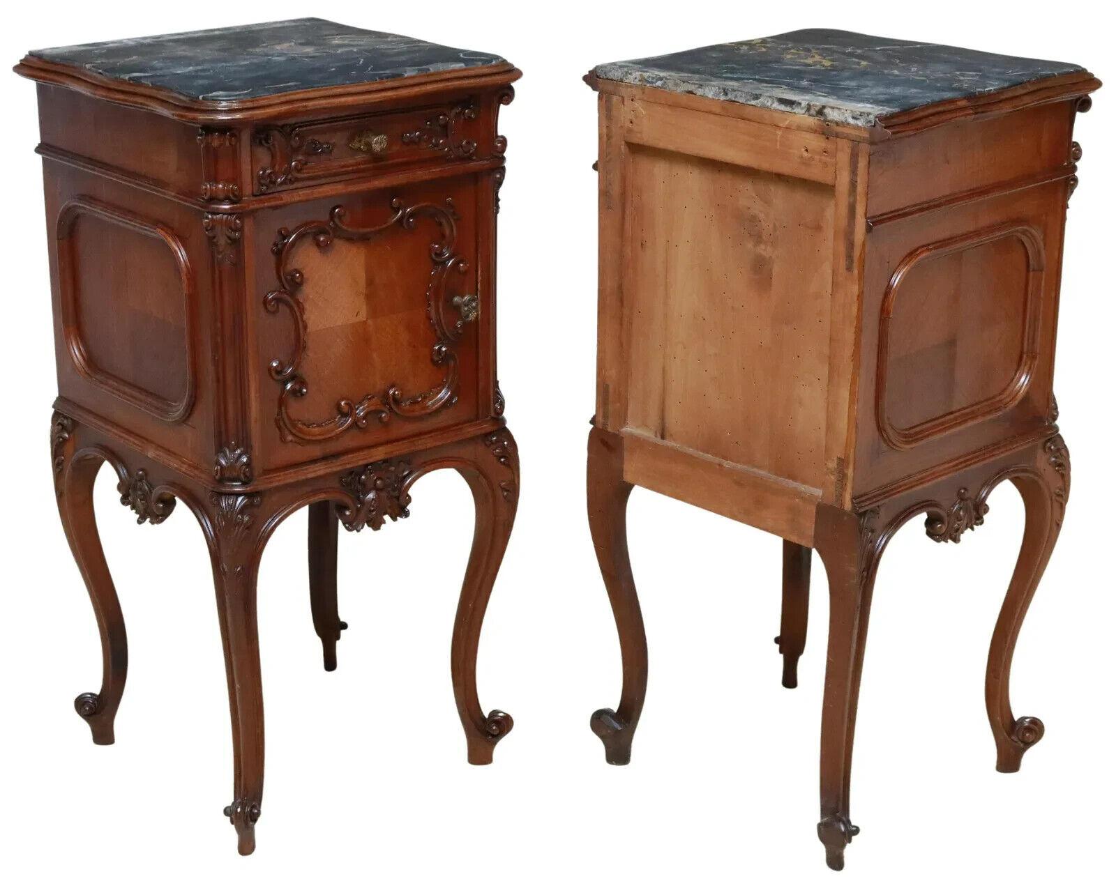 1800's Antique Italian Louis XV Style, Crest, 2 Beds, 2 Night Stands, Set of 4 In Good Condition In Austin, TX