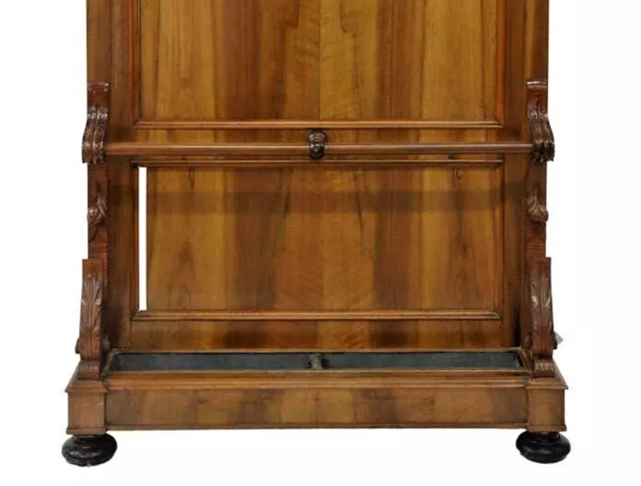 1800's Antique Louis Philippe Period, Walnut, Carved, Gilt Hooks, Hall Tree For Sale 1