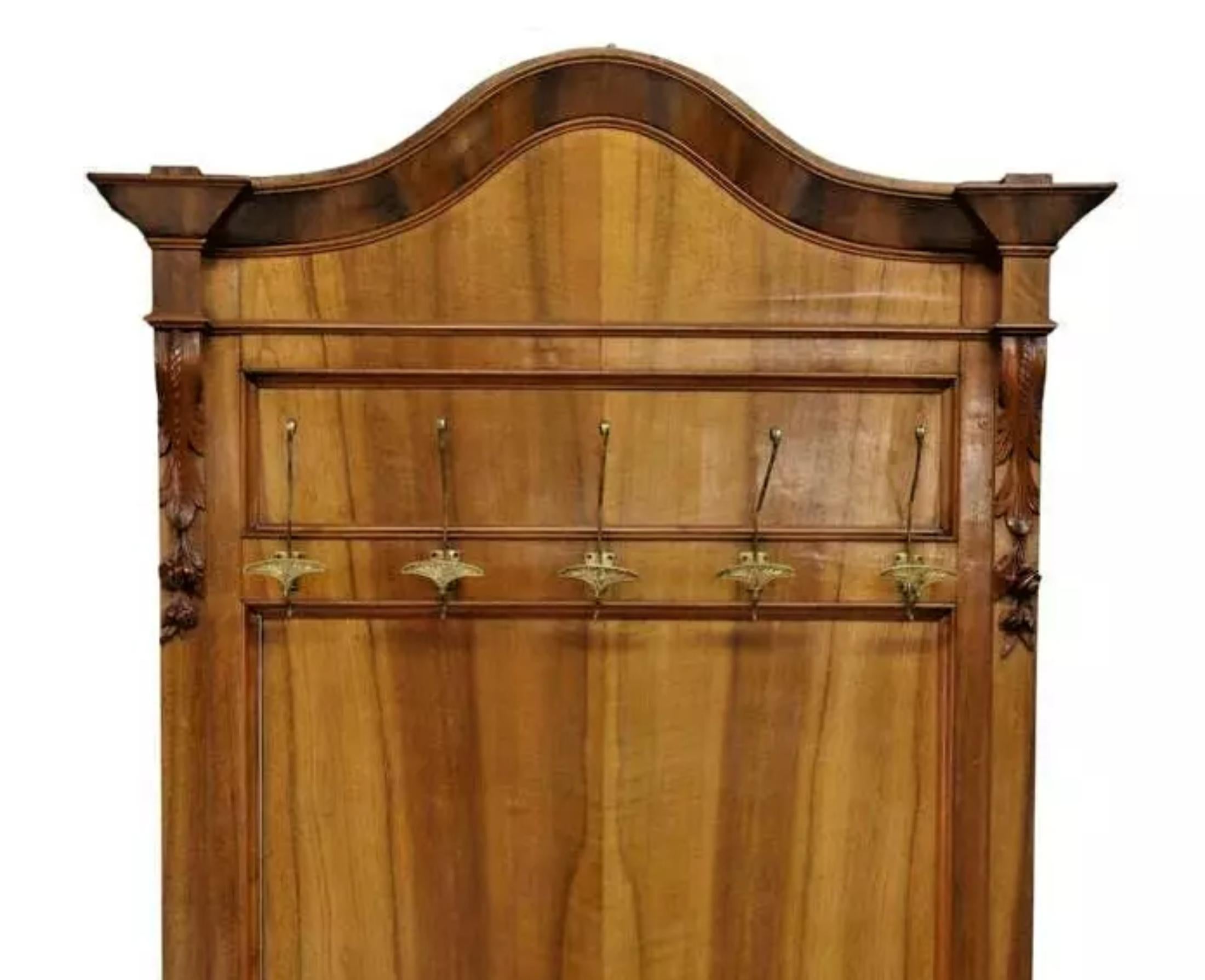 1800's Antique Louis Philippe Period, Walnut, Carved, Gilt Hooks, Hall Tree For Sale 2