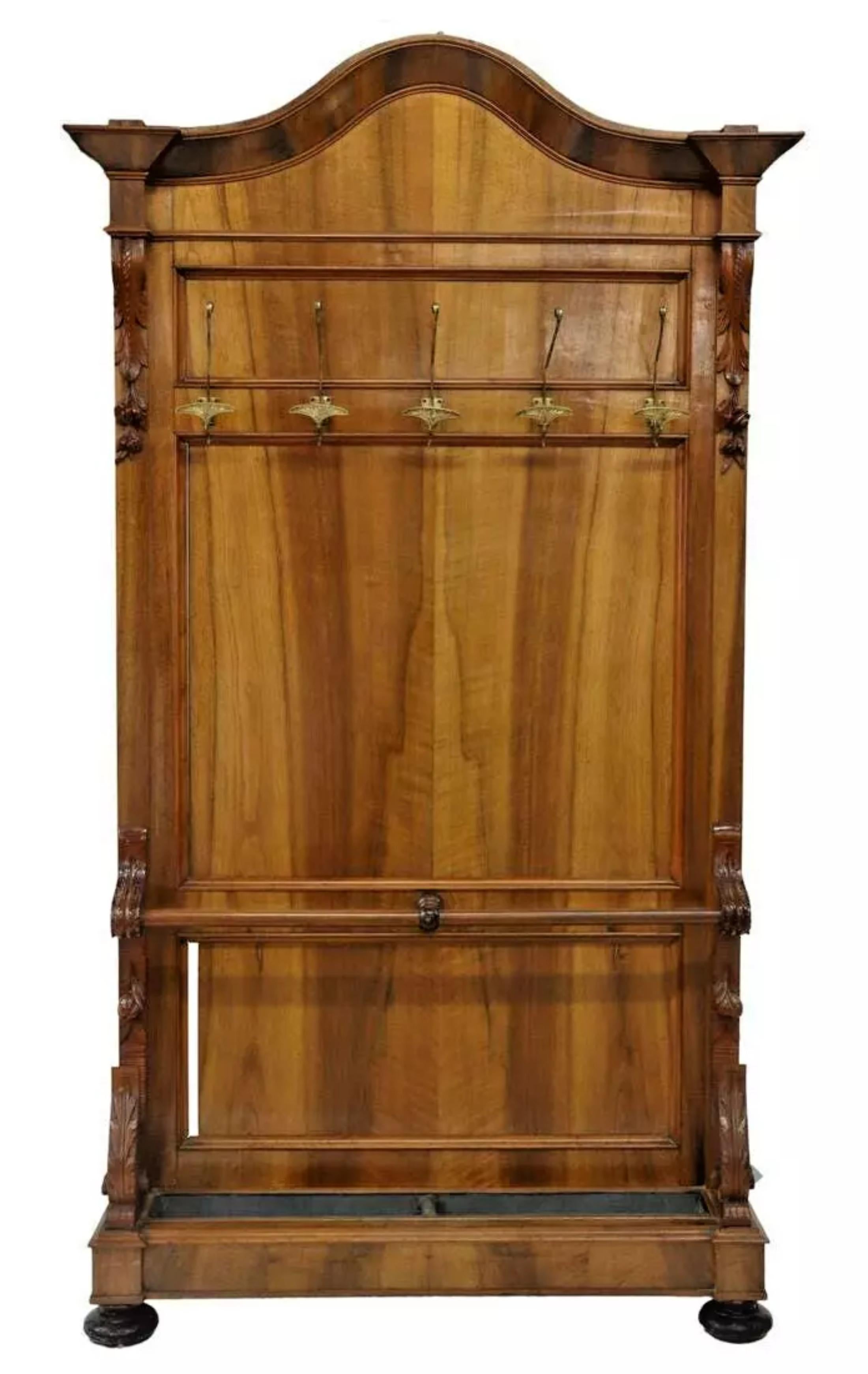 1800's Antique Louis Philippe Period, Walnut, Carved, Gilt Hooks, Hall Tree For Sale 3