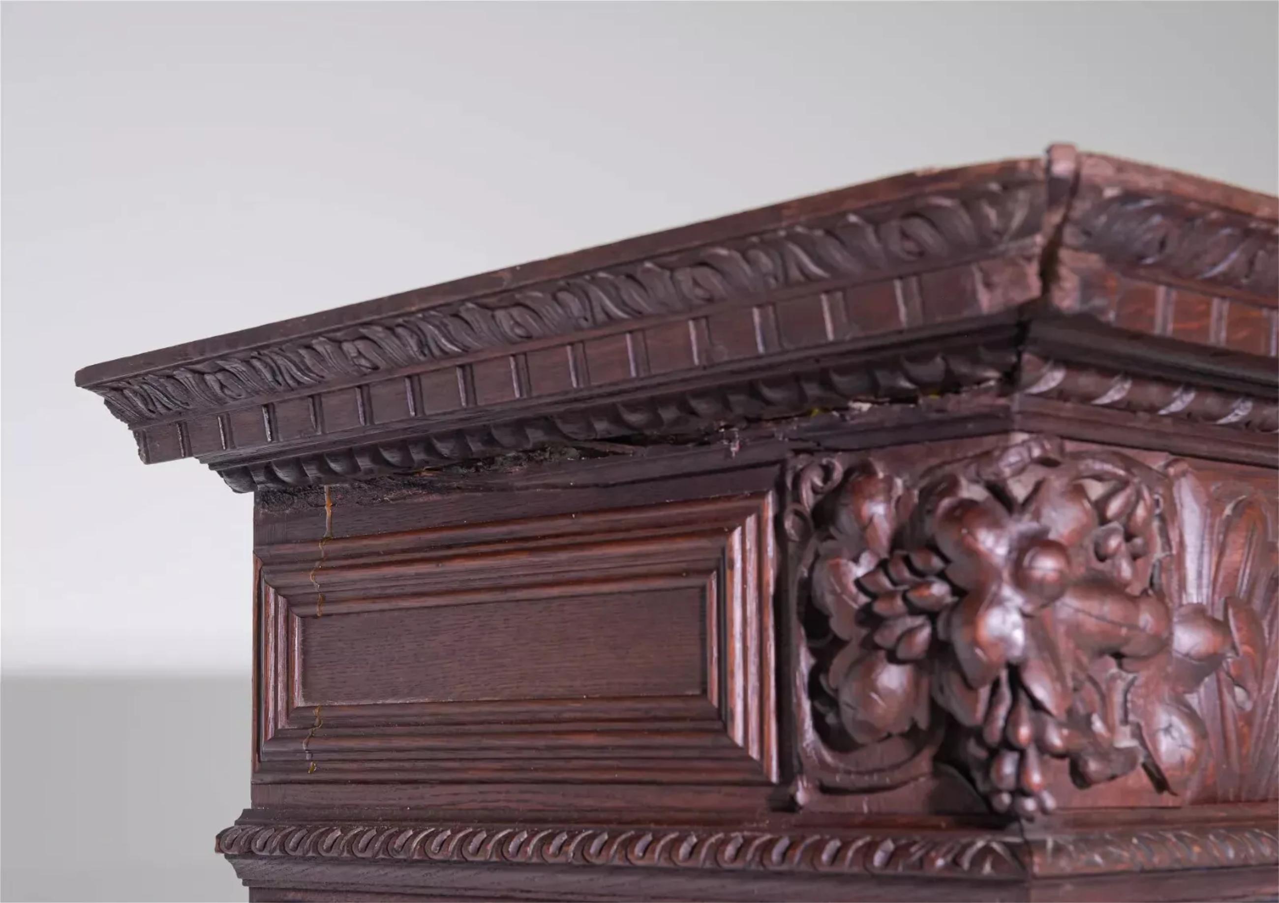 ¡¡¡1800's Antiguo estilo Luis XIII, Madera tallada, Torsión francesa, Armario!!! en venta 4