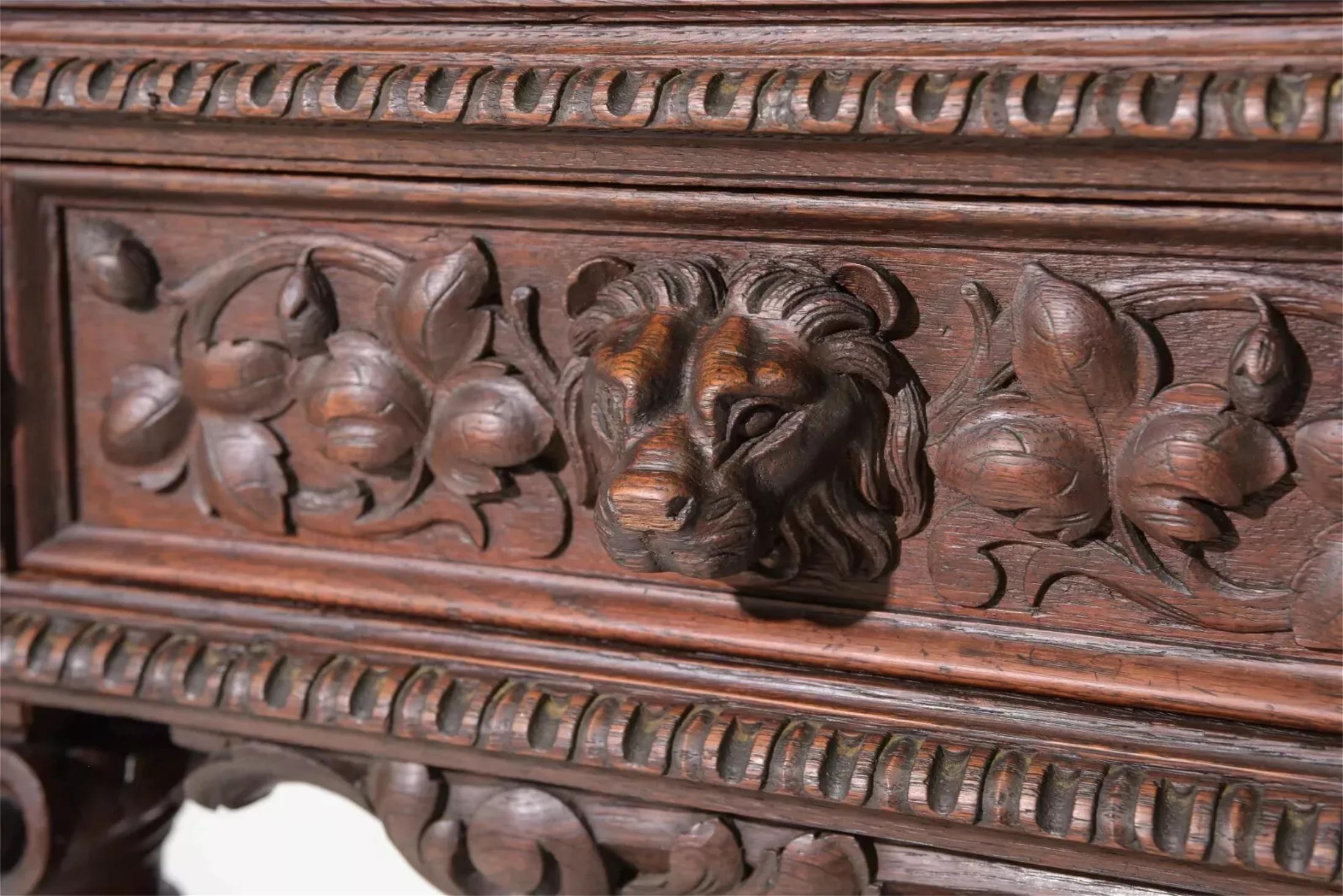 ¡¡¡1800's Antiguo estilo Luis XIII, Madera tallada, Torsión francesa, Armario!!! en venta 1